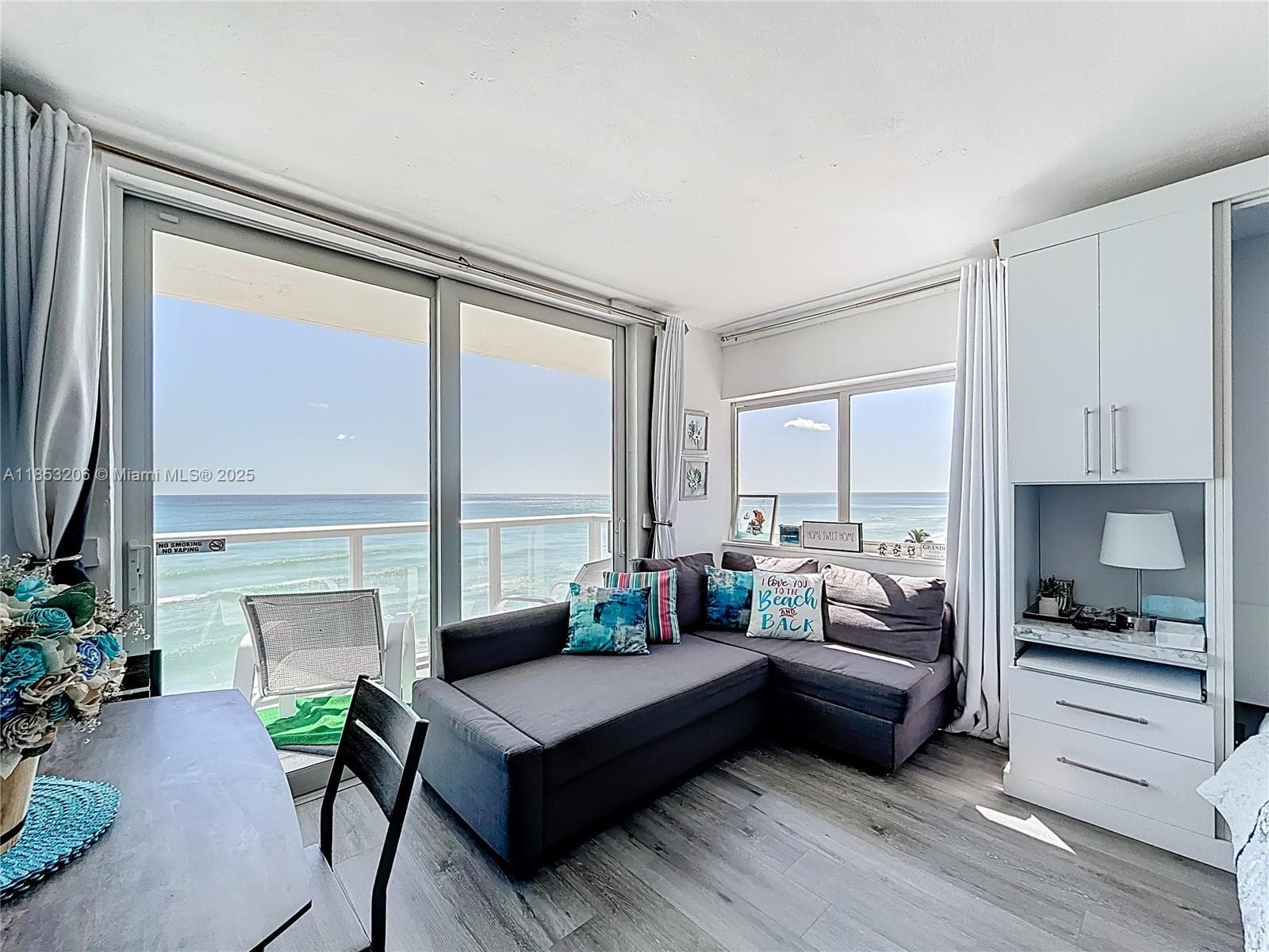 19201 Collins Ave 610 photo 22