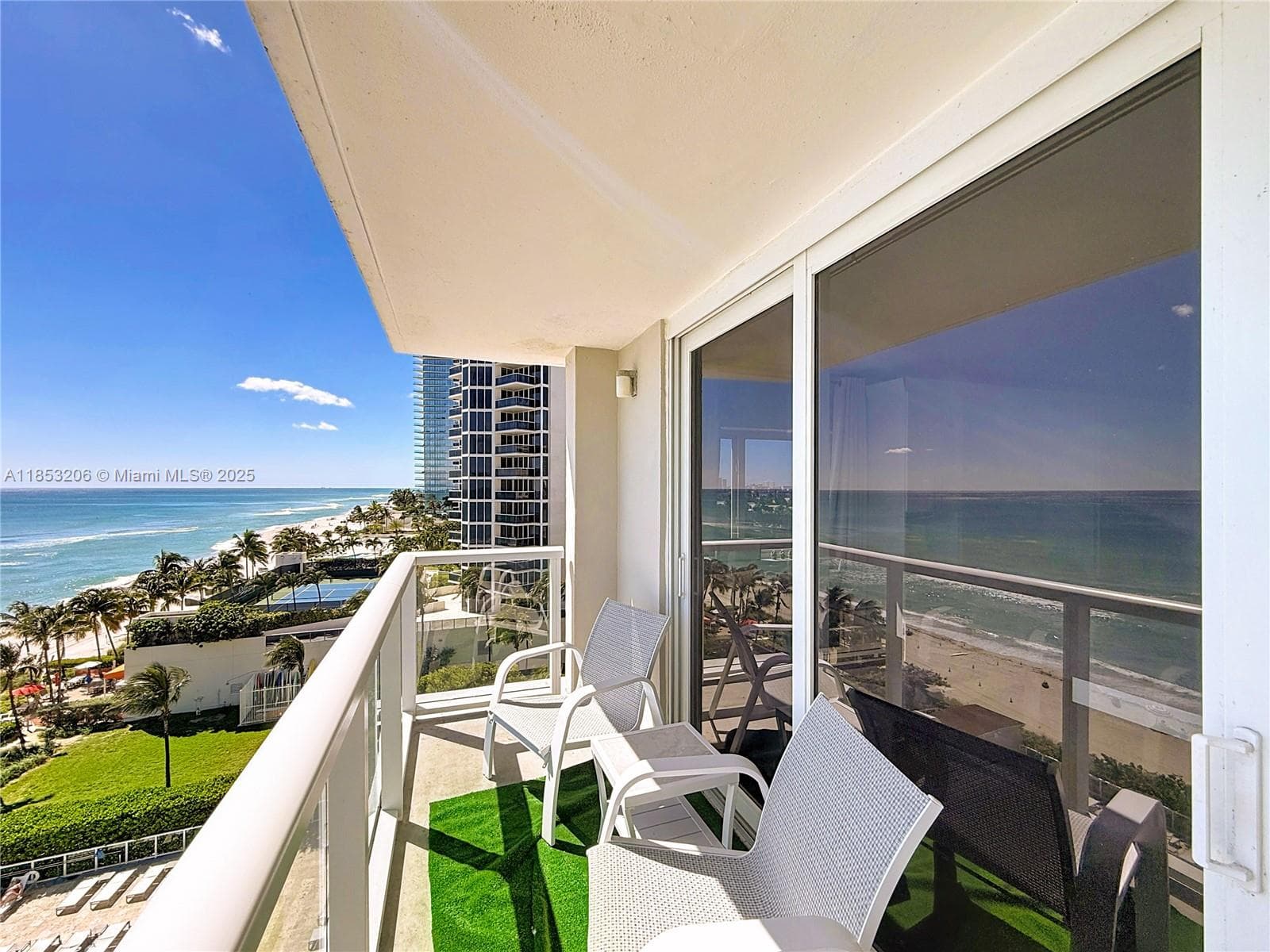19201 Collins Ave 610 photo 25