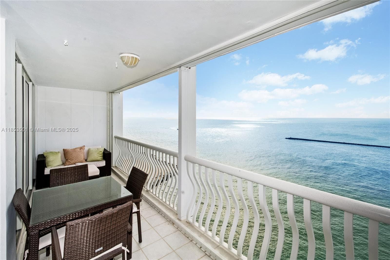 2200 Ocean Ln 5