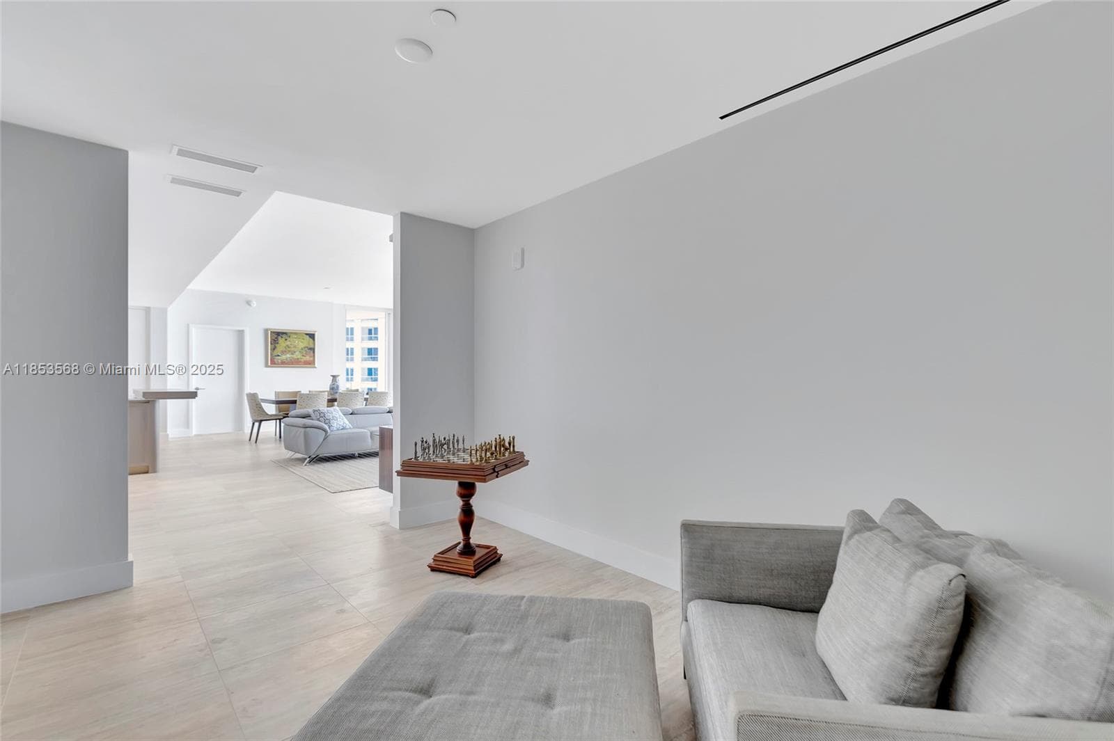 525 N Fort Lauderdale Beach Blvd 802 photo 17