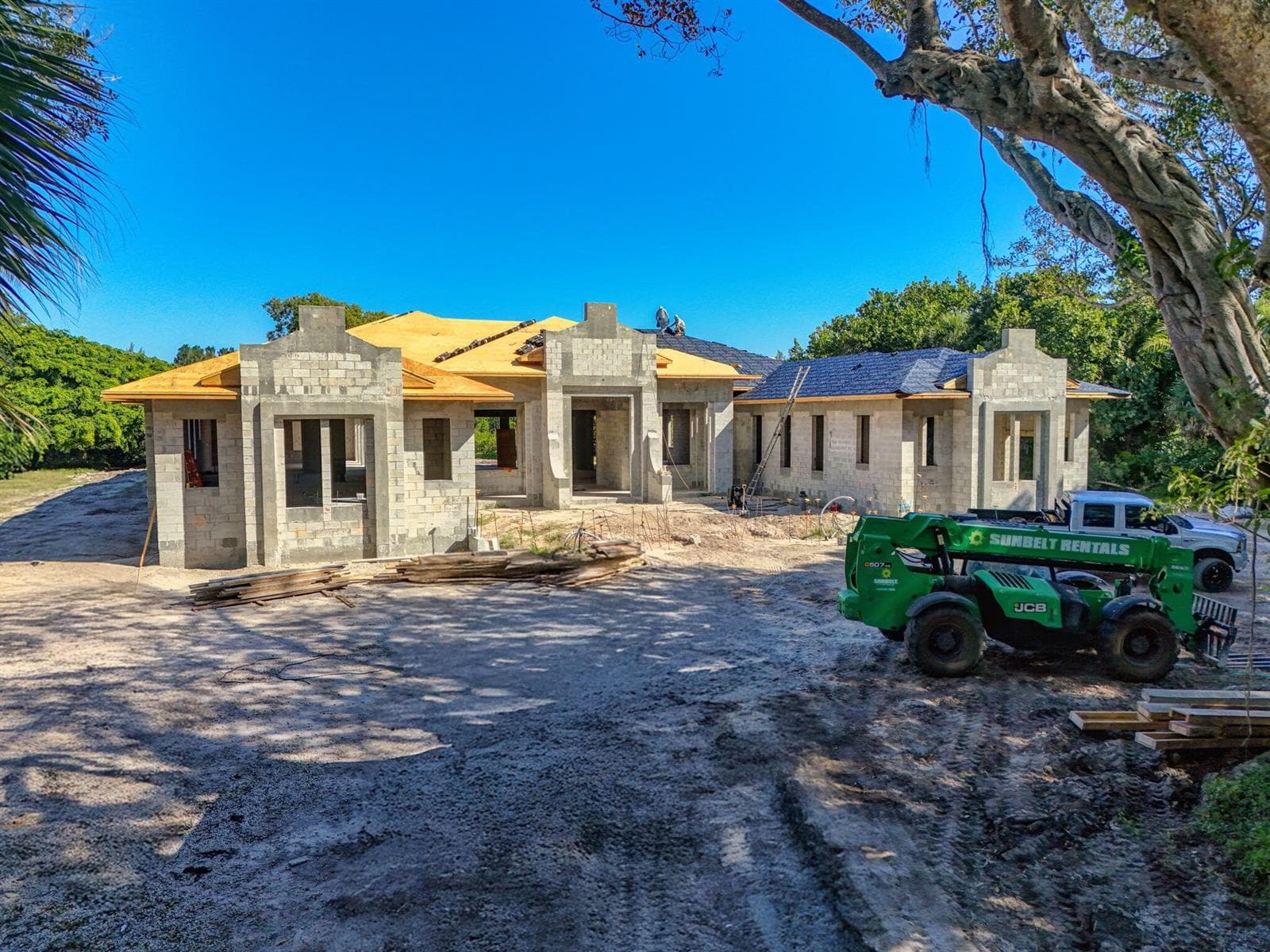 12404 Indian Road 4
