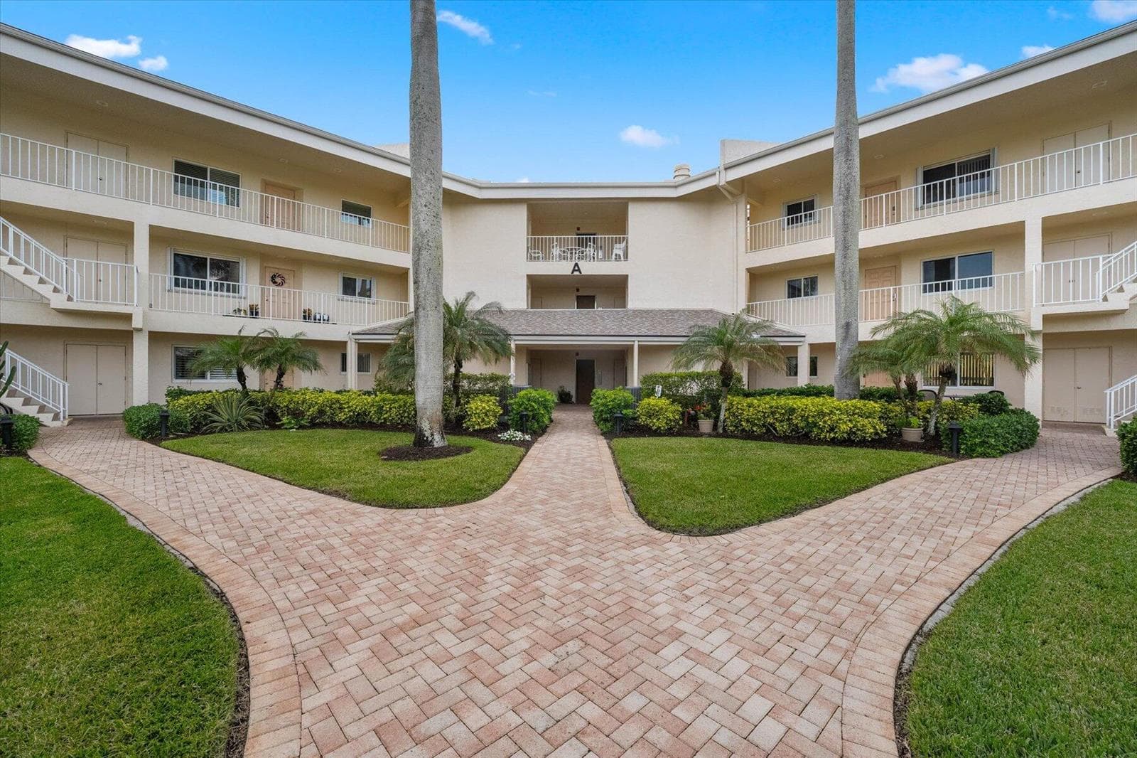 2370 NE Ocean Boulevard A203 photo 4