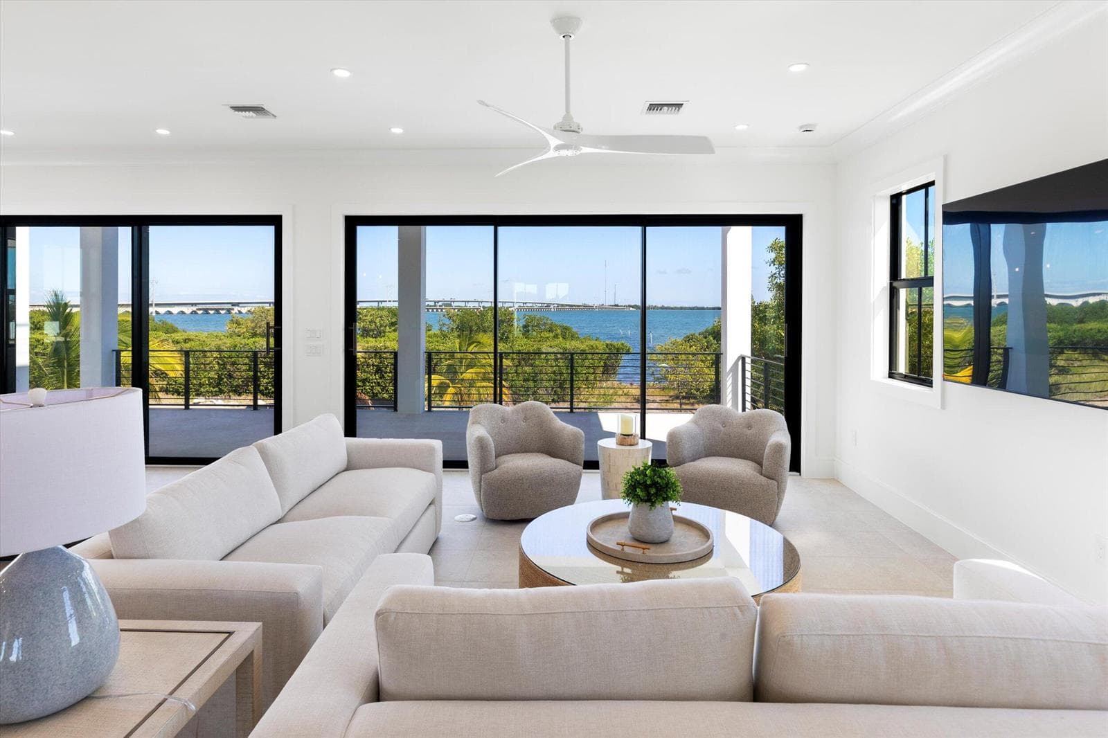 231 E Shore Drive #Unit 6 3