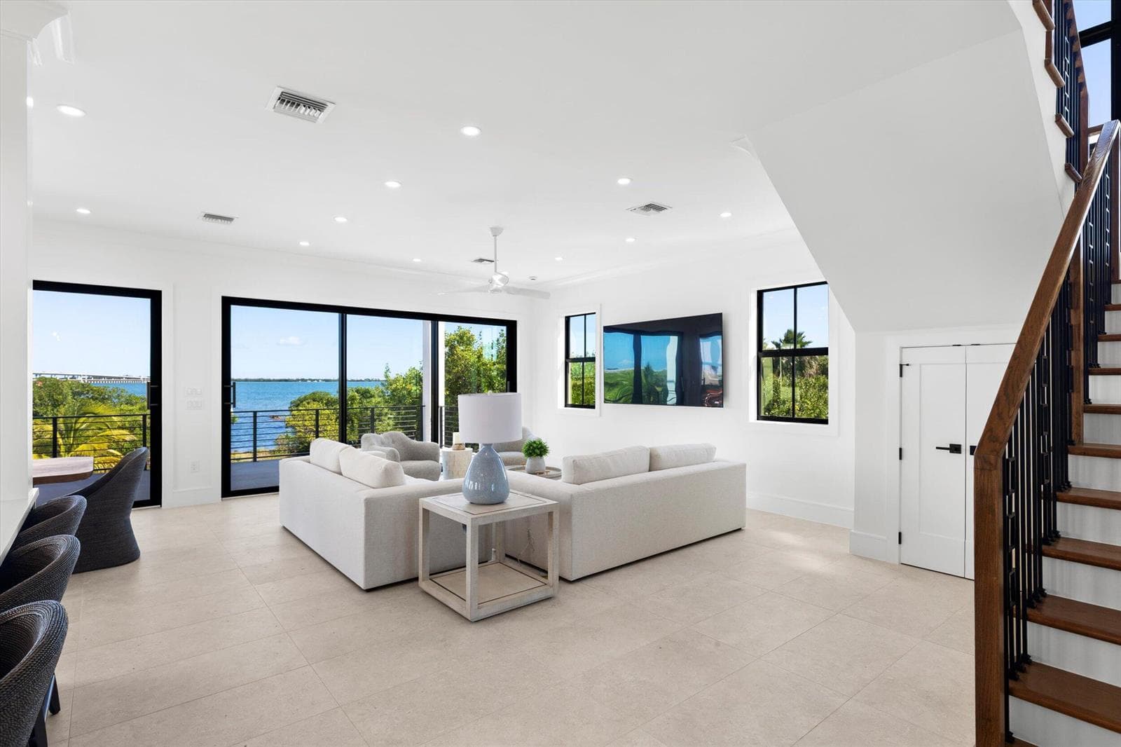 231 E Shore Drive #Unit 6 5