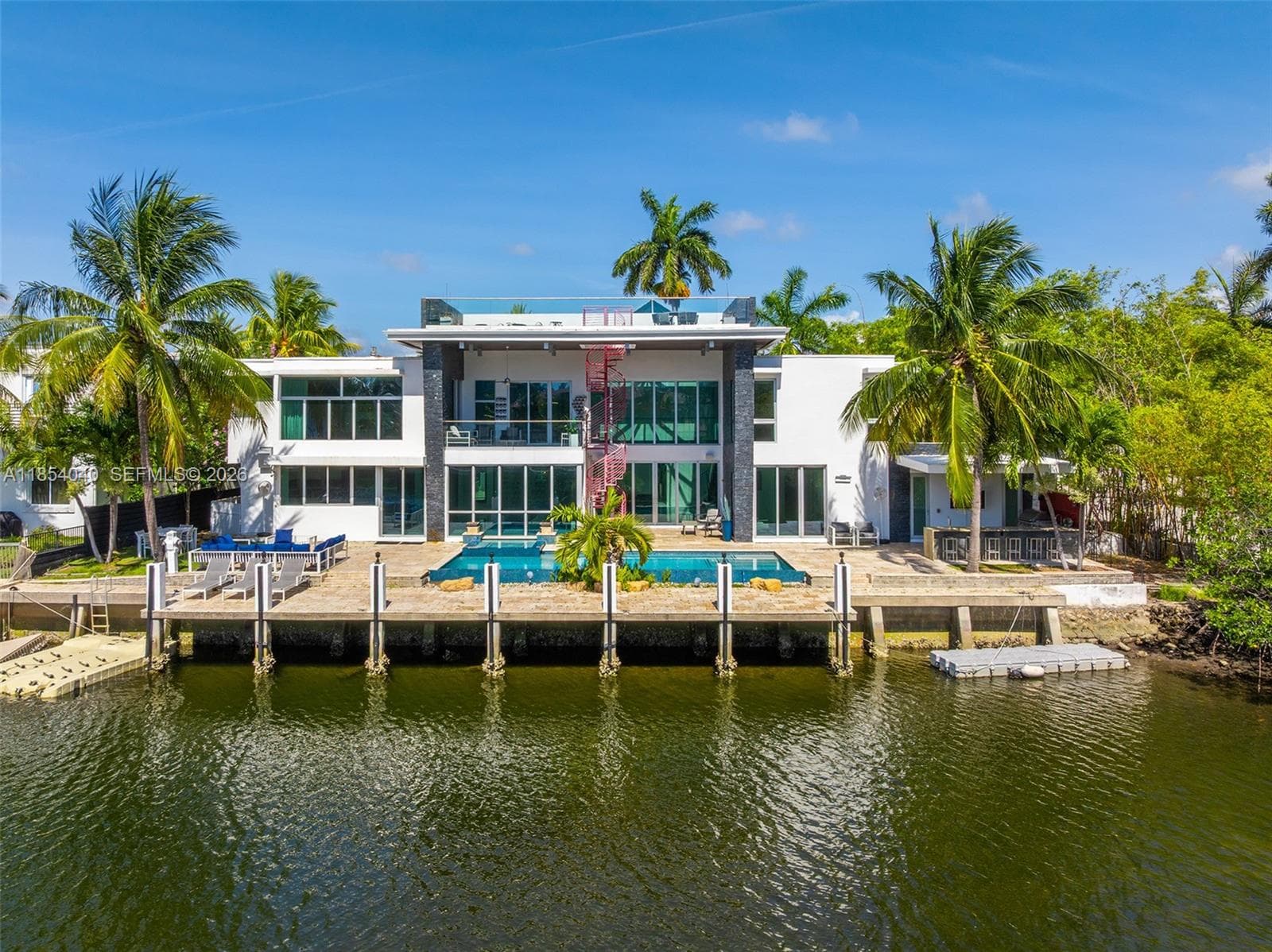 300 Royal Plaza Dr 2