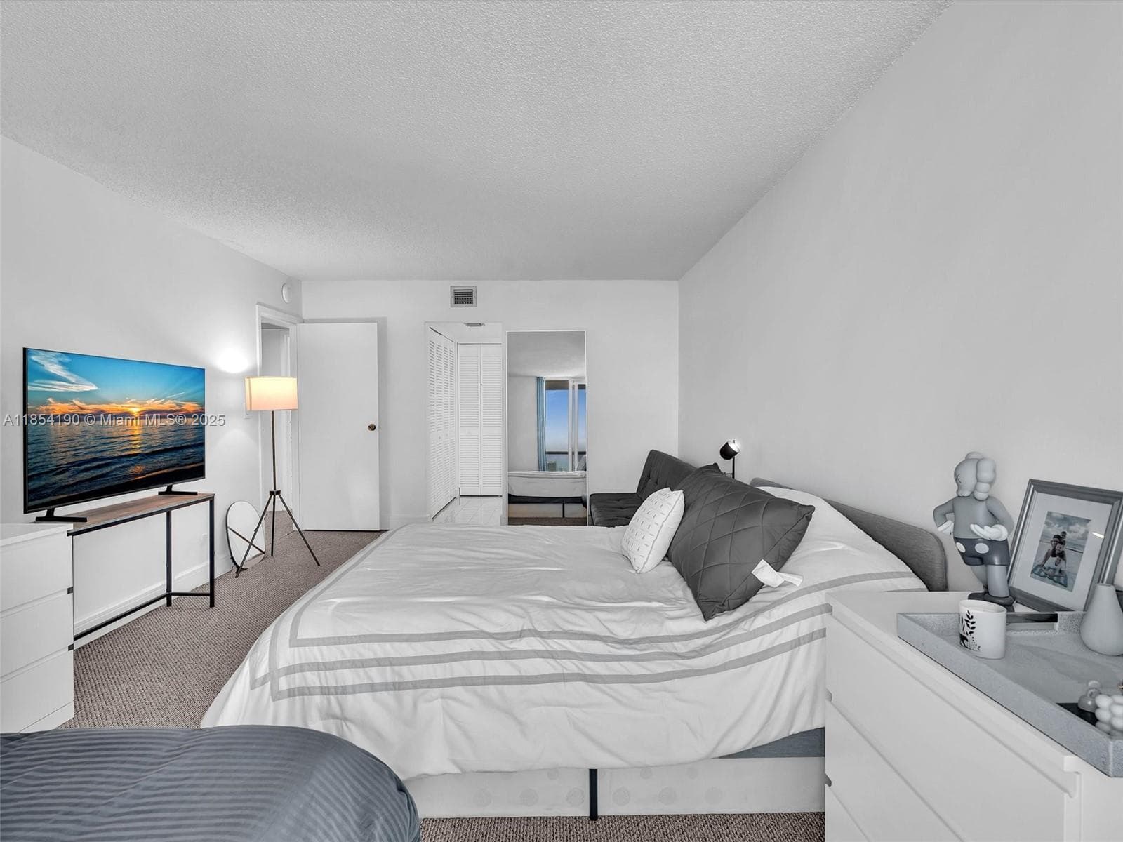 100 Bayview Dr 1025 photo 15