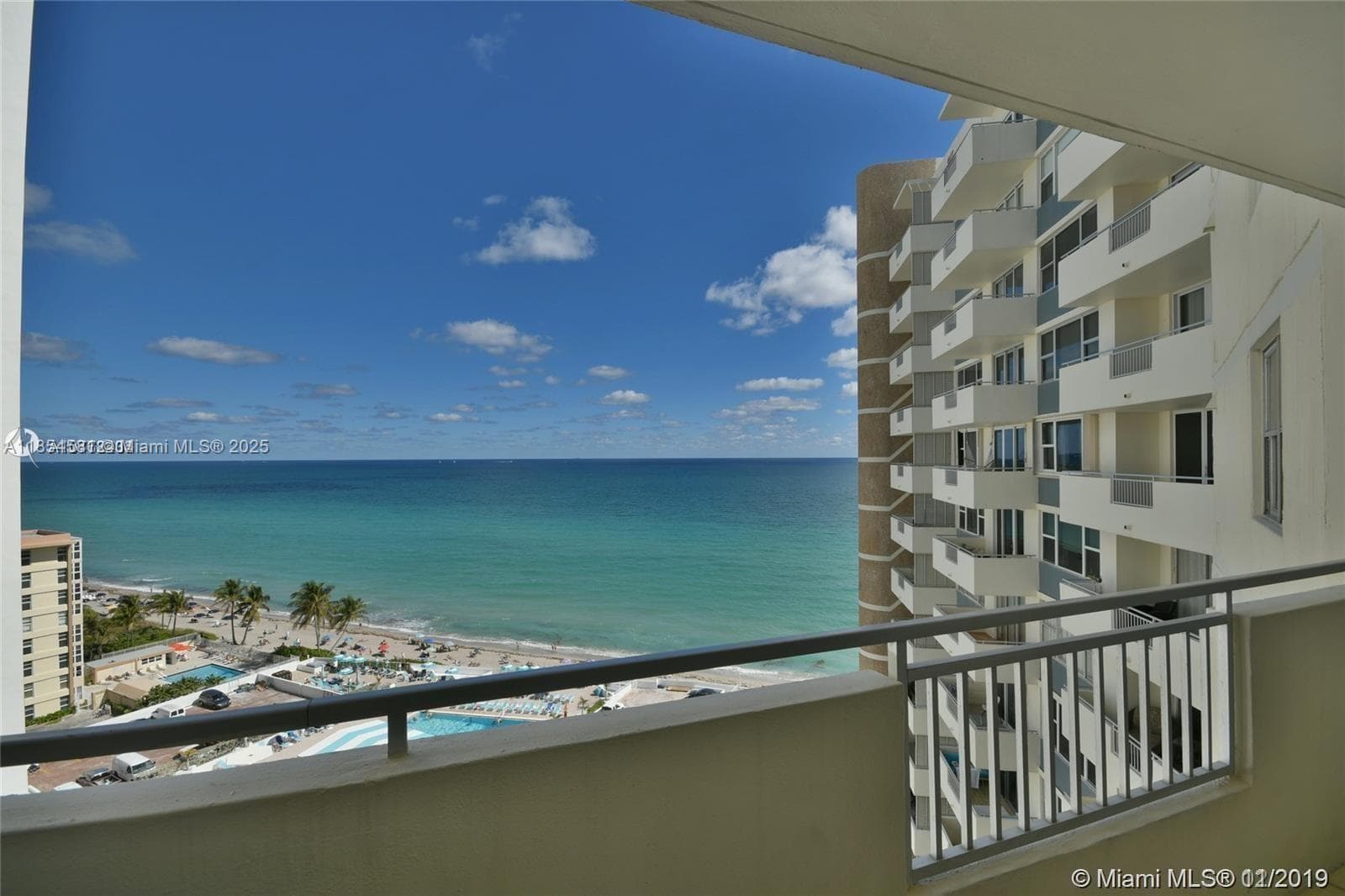 3180 Ocean Dr 3