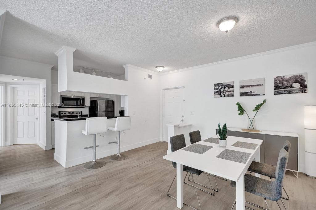 17100 N Bay Rd 1511 photo 12