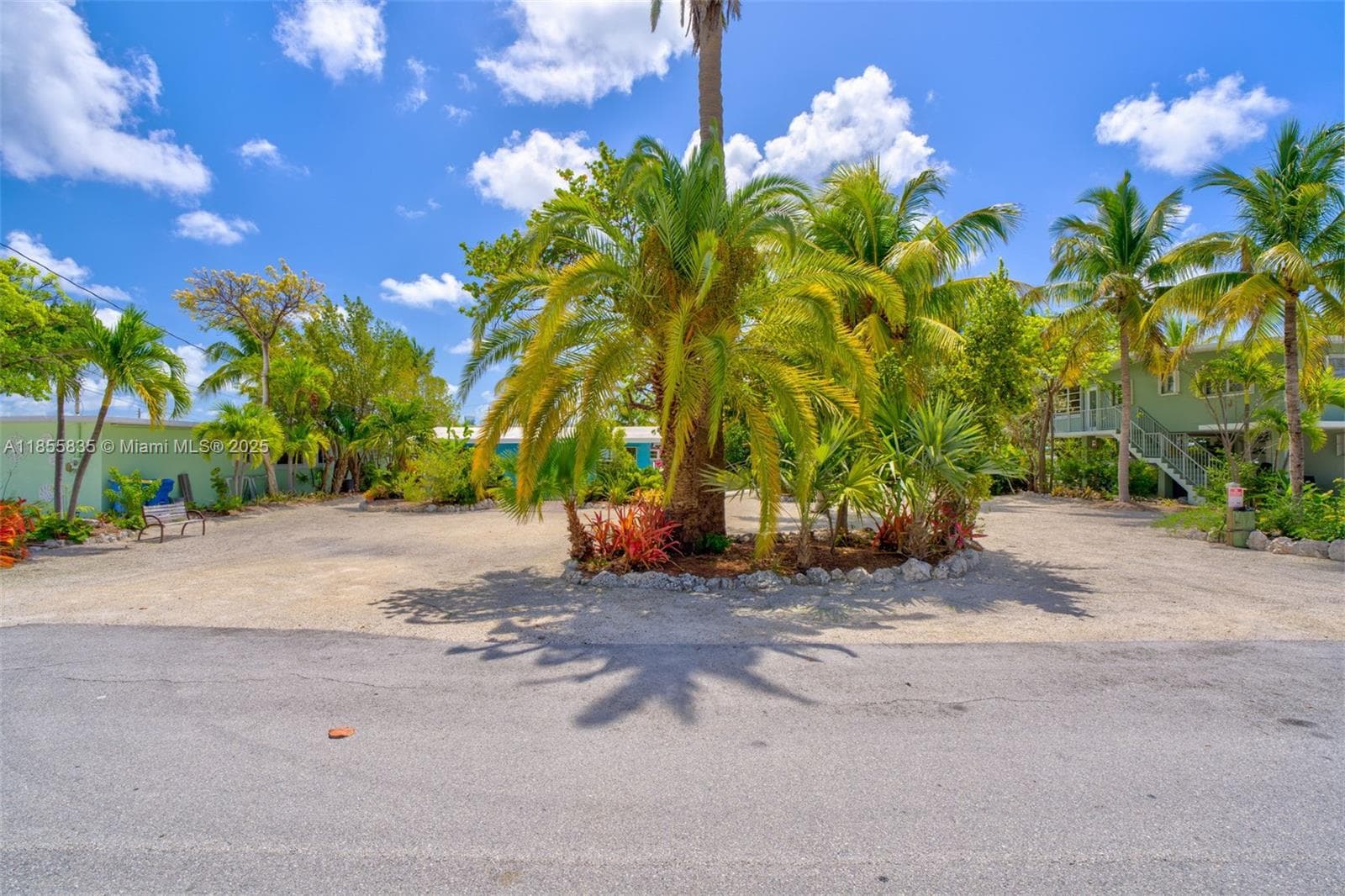 140 Gardenia St photo 20