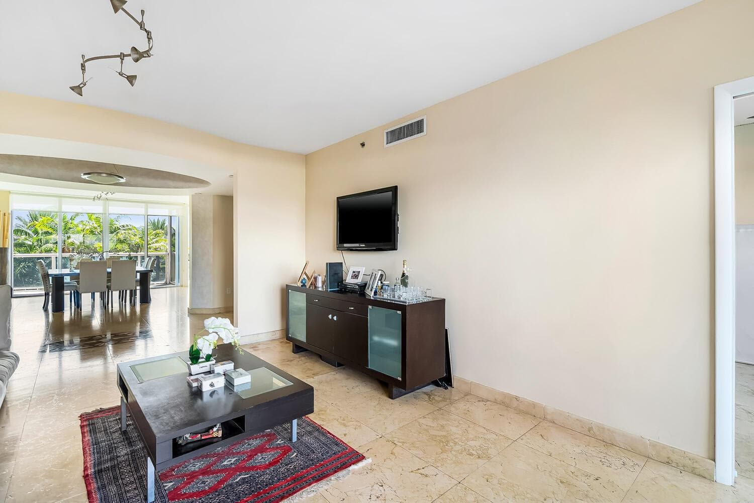 18911 Collins Avenue 506 photo 21