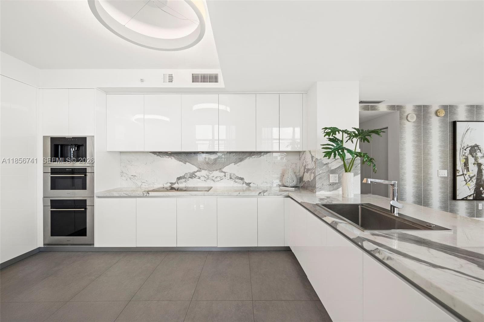 330 Sunny Isles Blvd 5-502 photo 9