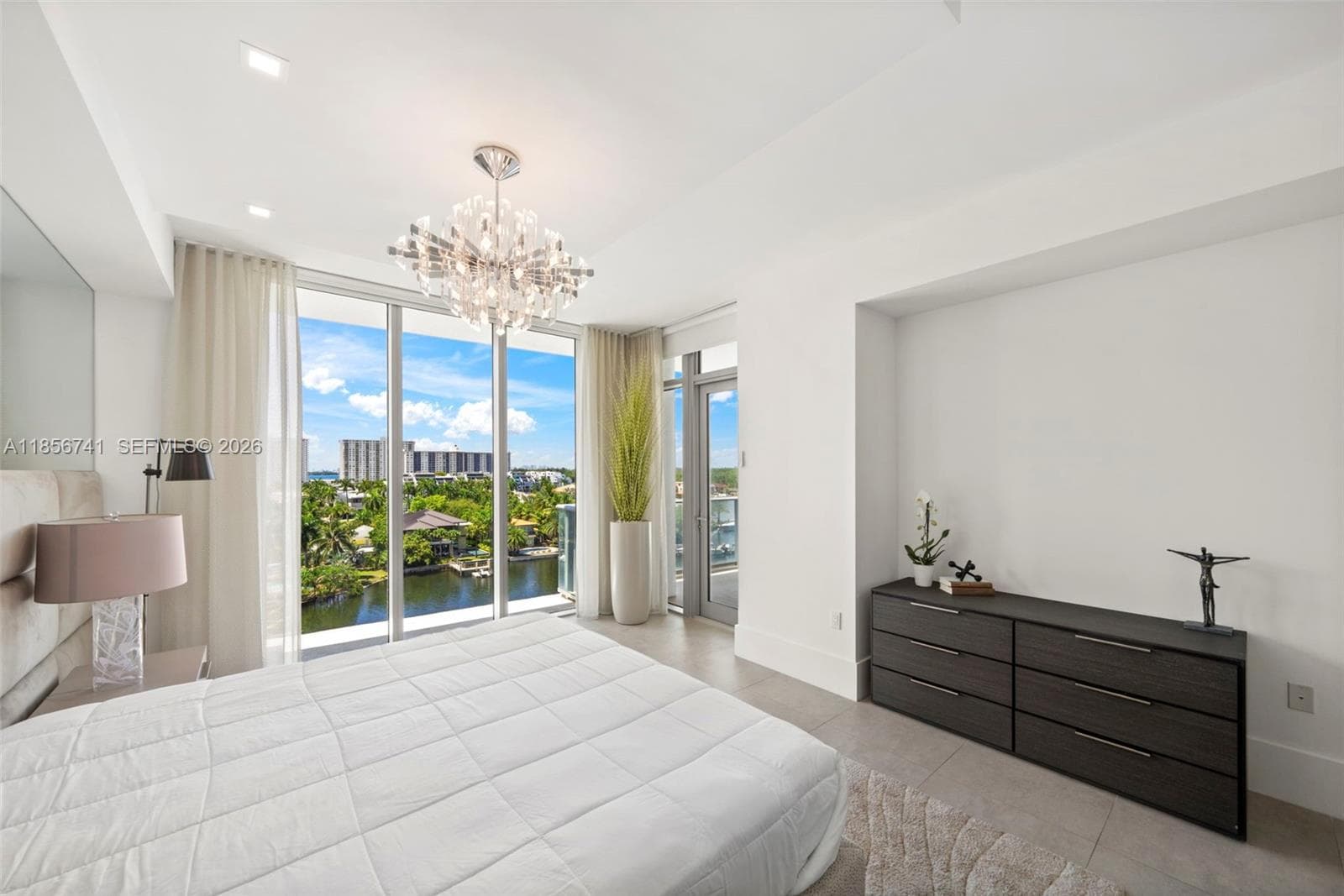 330 Sunny Isles Blvd 5-502 photo 18