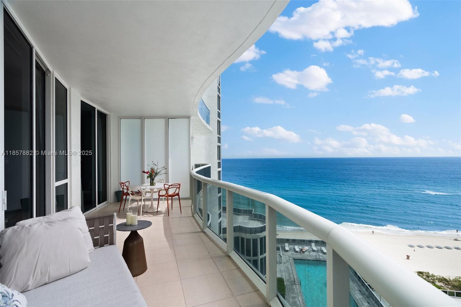 16001 Collins Ave 907 photo 21
