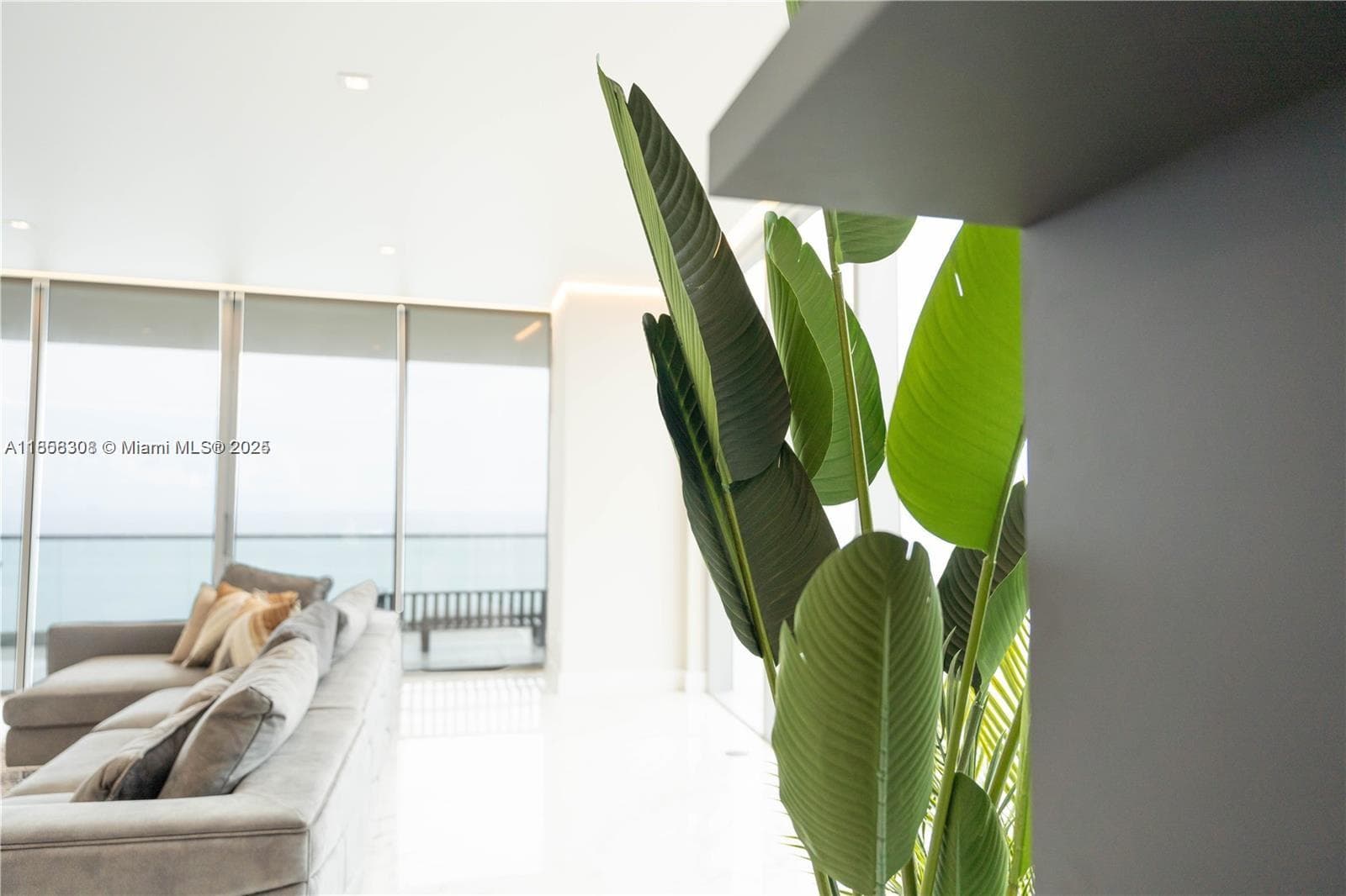 18501 Collins Ave 1104 photo 20