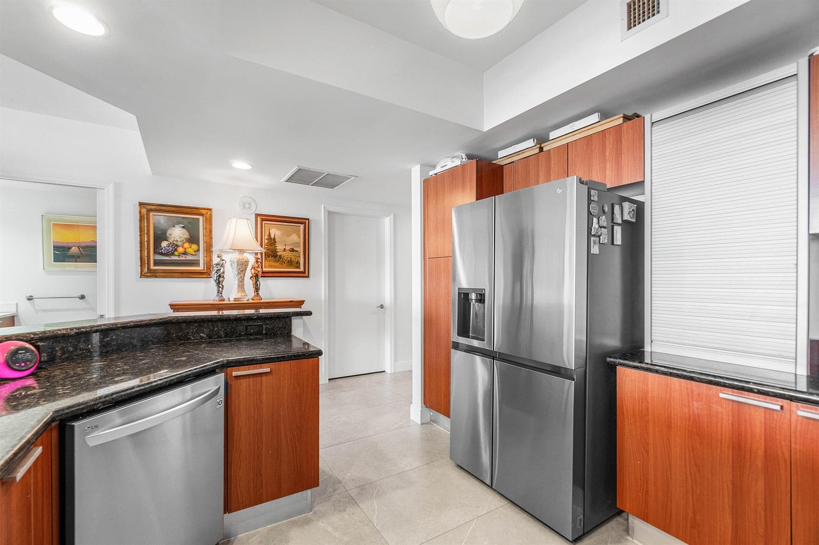 2650 Lake Shore Drive #1705 2