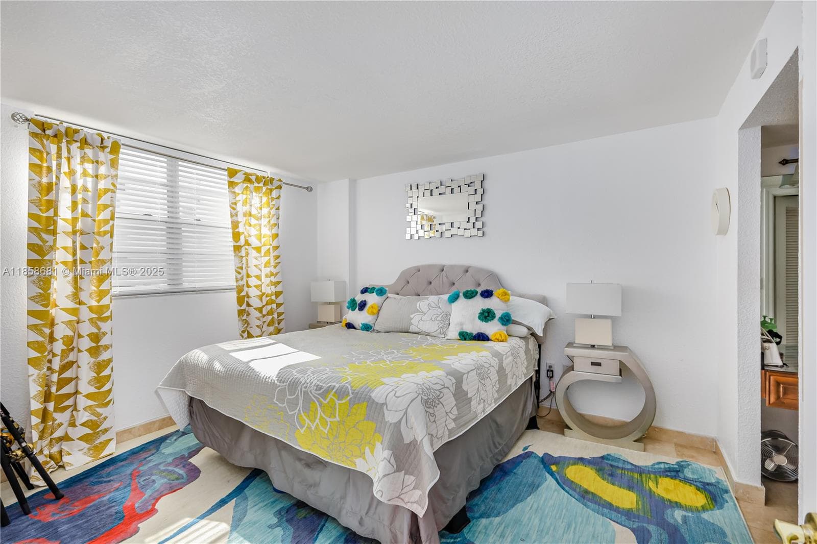345 Ocean Dr 211 photo 11