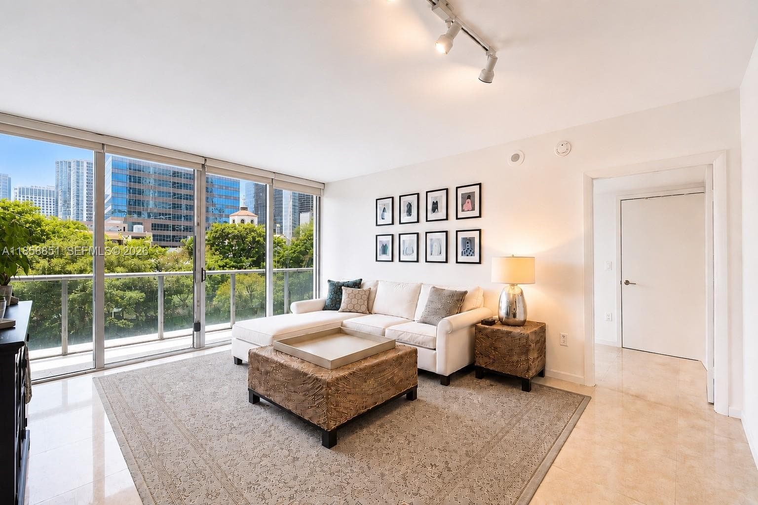 495 Brickell Ave 411 photo 7