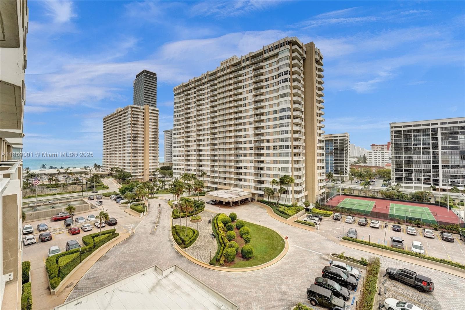 1965 Ocean Dr 7K photo 1