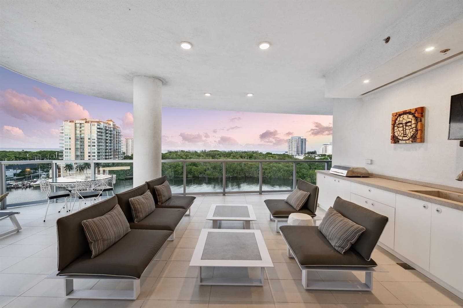 920 Intracoastal Drive #801 1