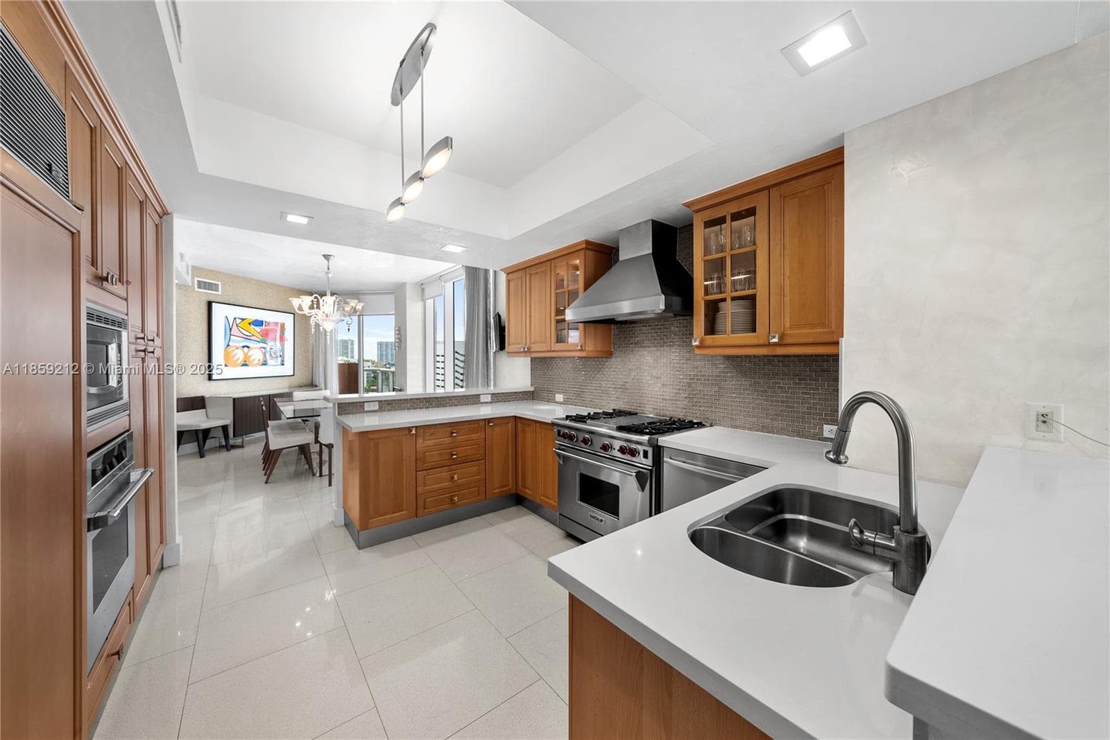 17875 Collins Ave 801 photo 22