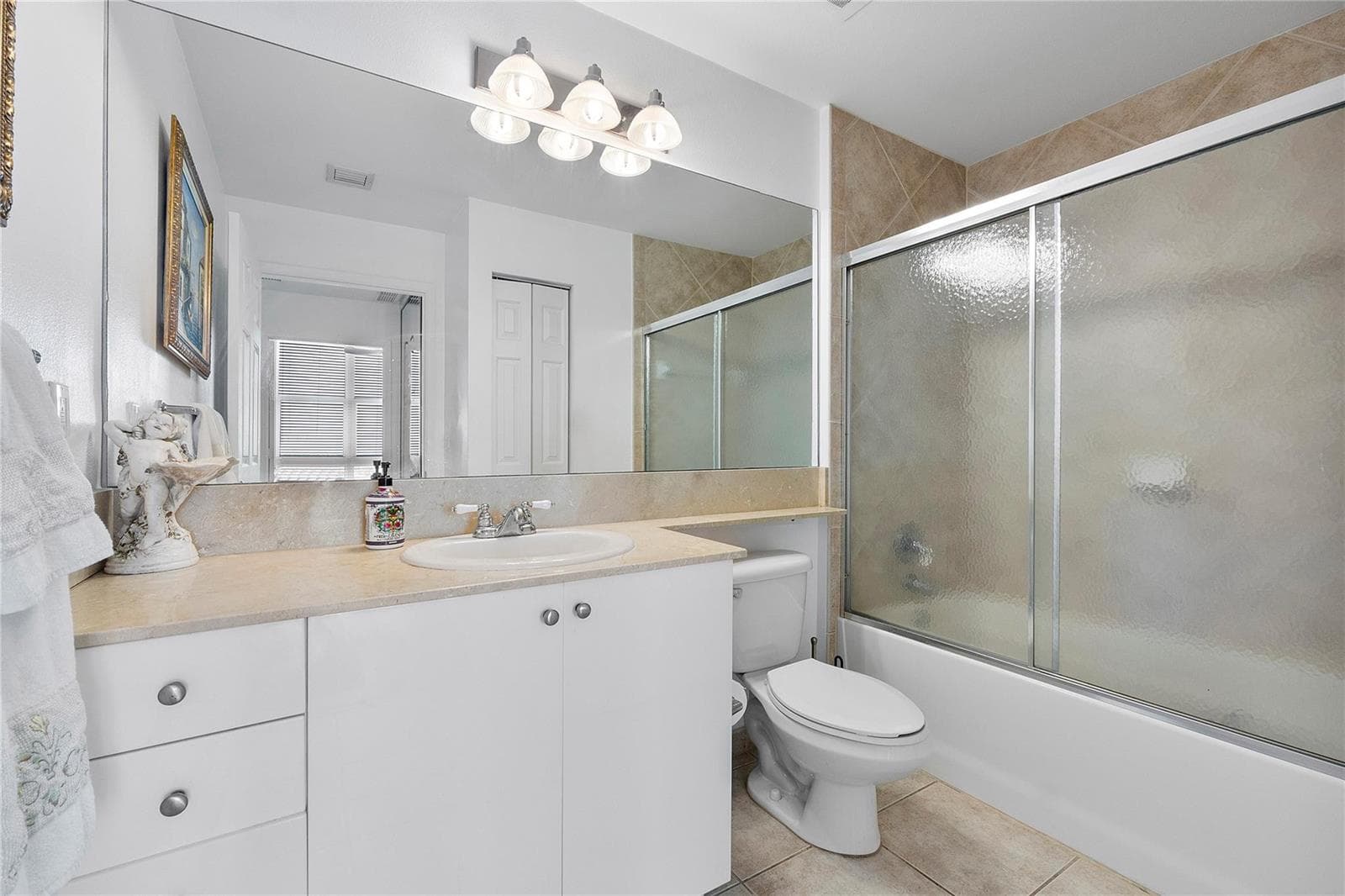 625 Casa Loma Boulevard 1608 photo 16