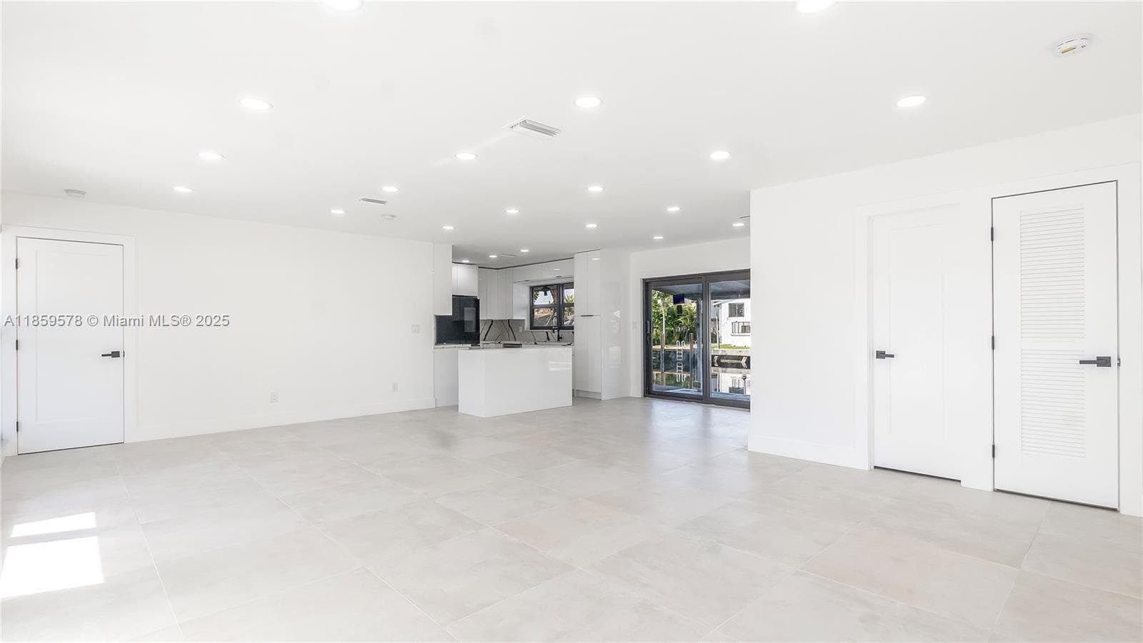 2417 18th Ave 3