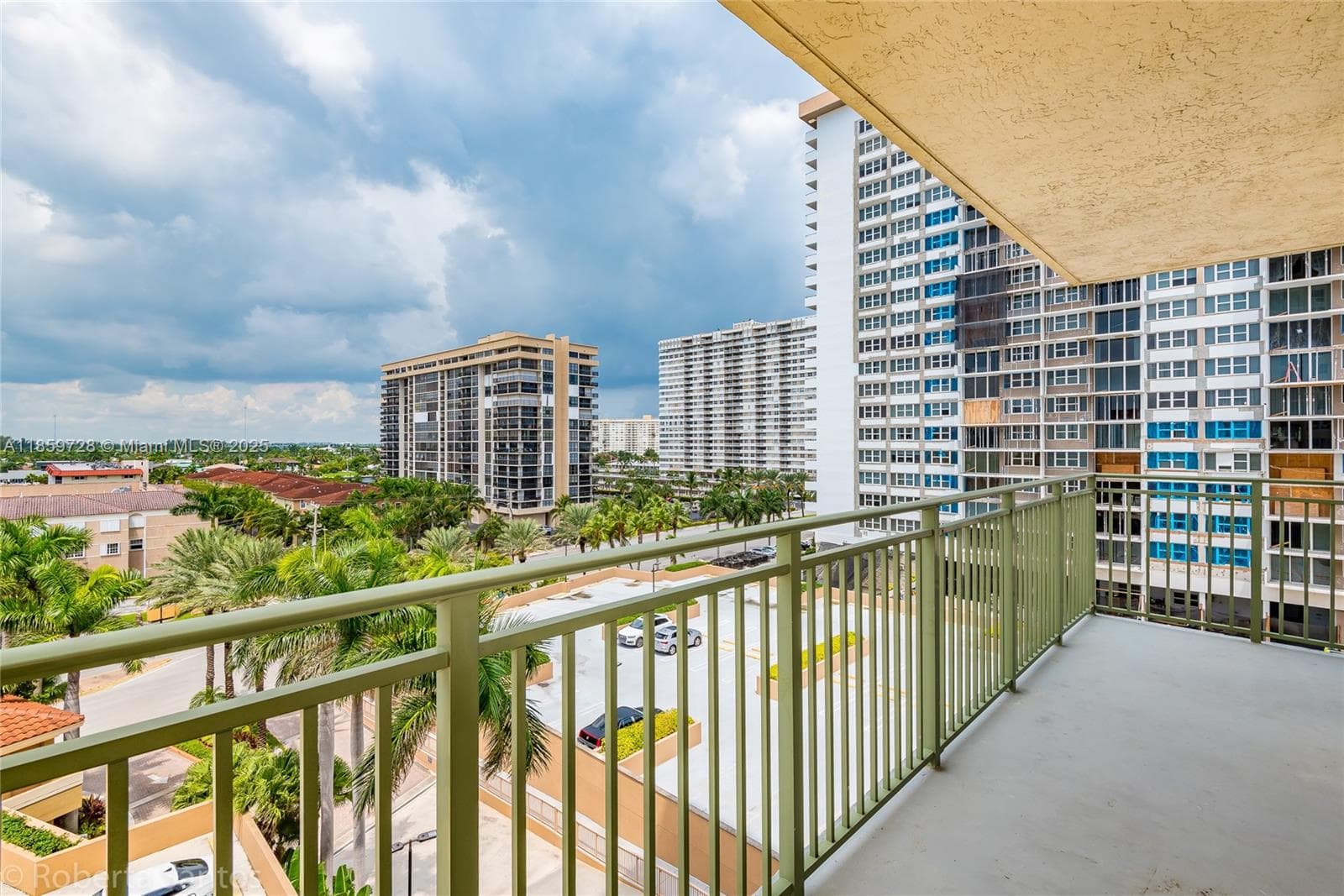 2080 Ocean Dr 602 photo 8