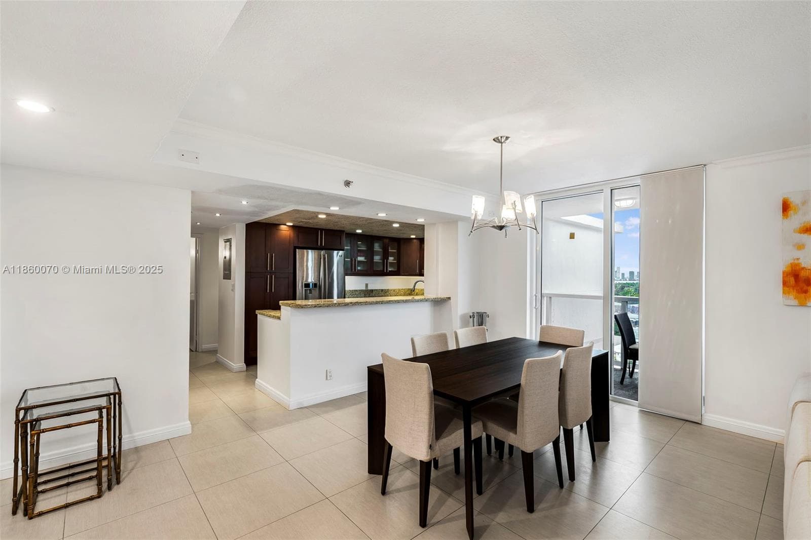 2401 Collins Ave 1808 photo 11