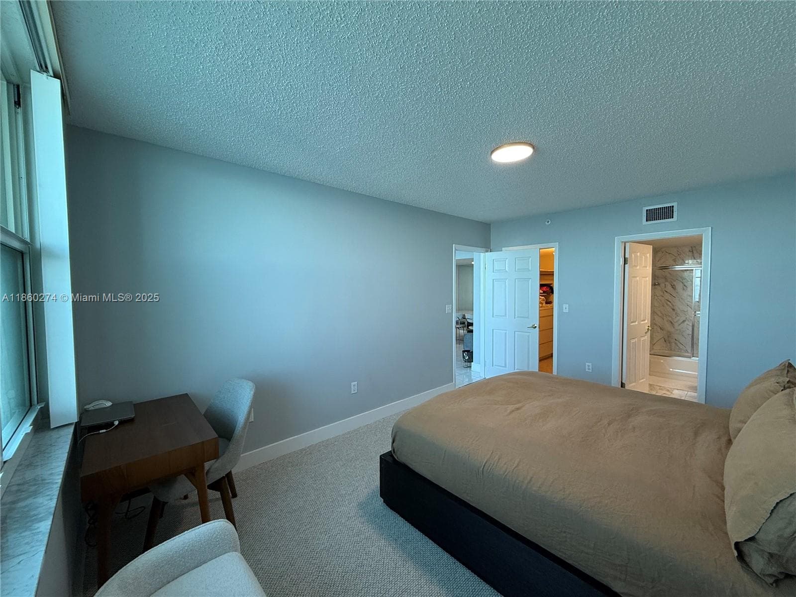 800 Claughton Island Dr 703 photo 7
