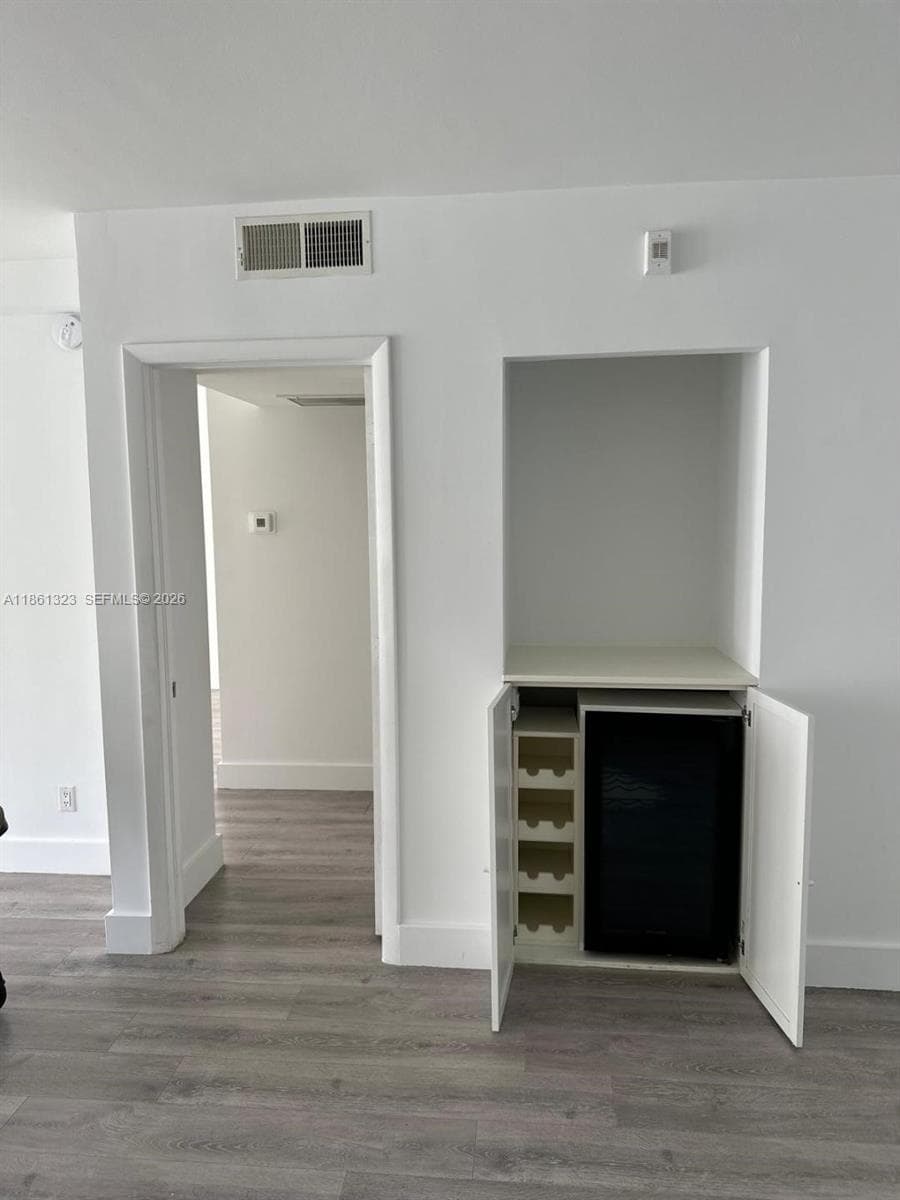 5600 Collins Ave 11W photo 6