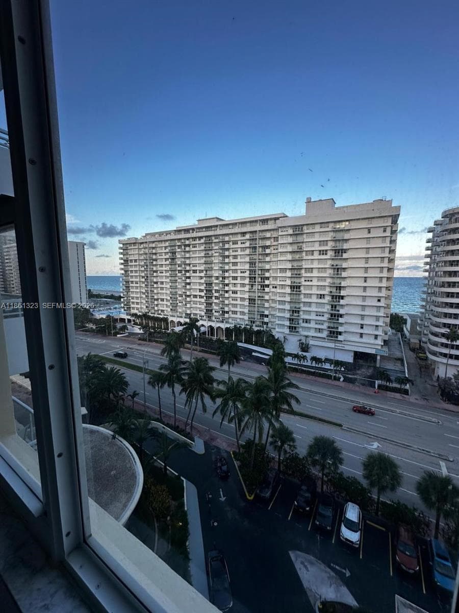 5600 Collins Ave 11W photo 21