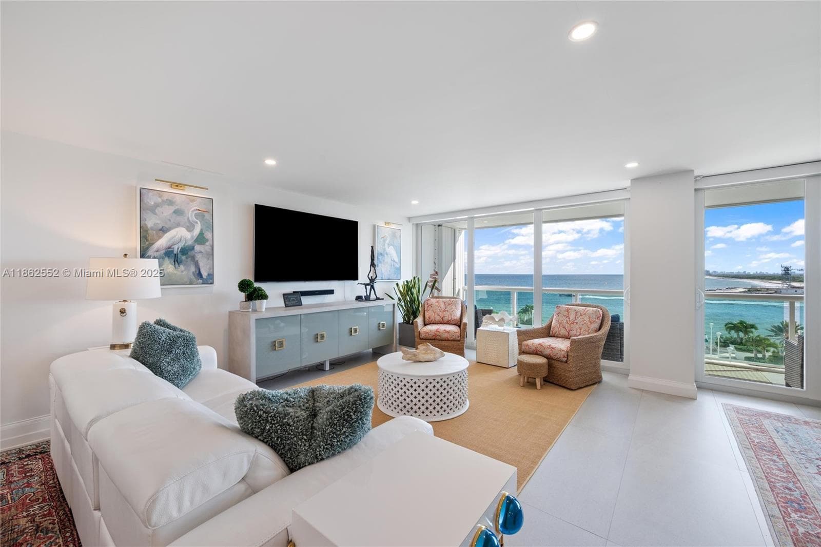 2100 Ocean Ln 3