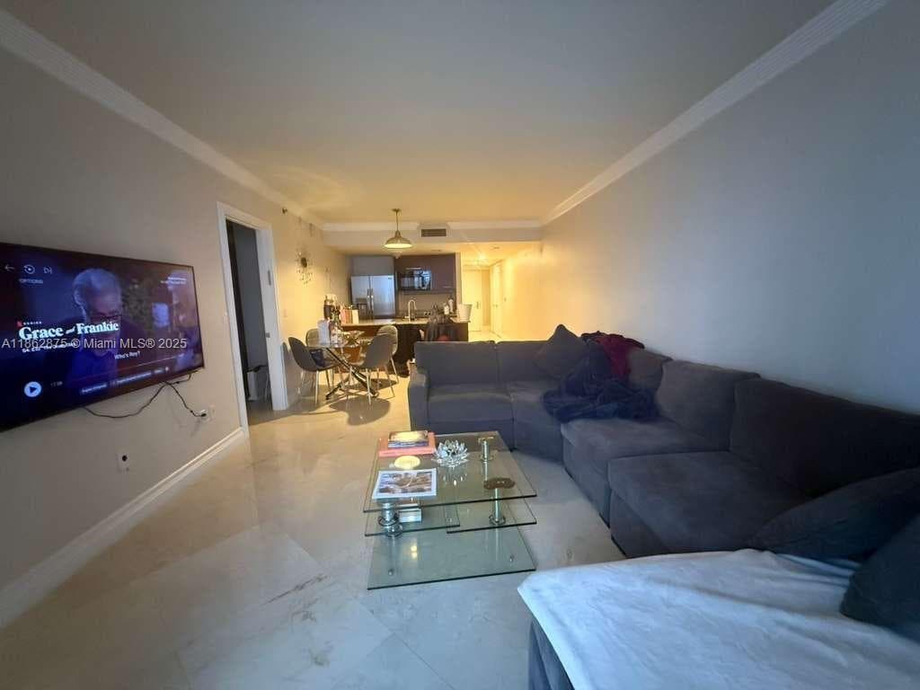 1800 Ocean Dr 5