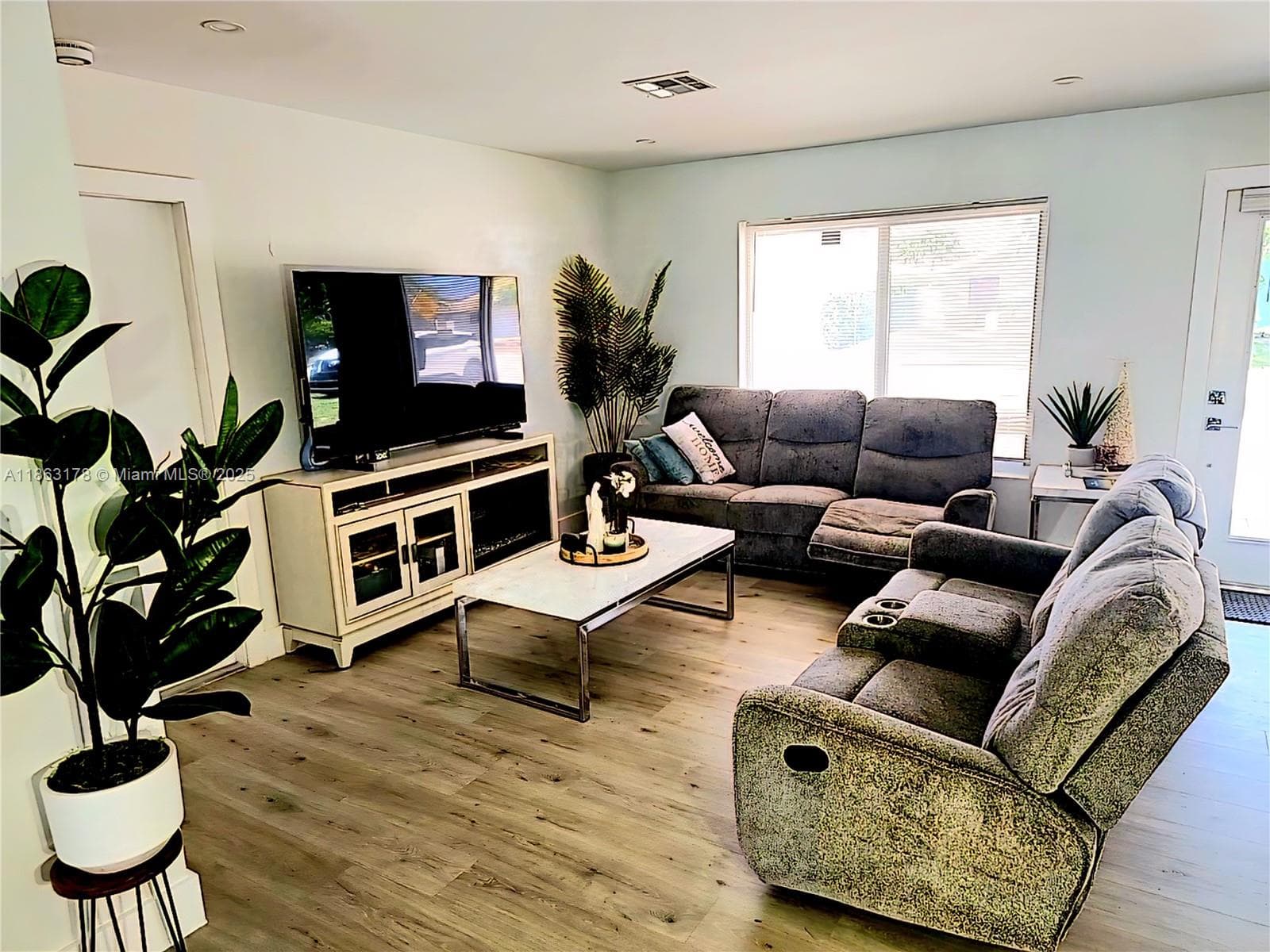 1430 53rd Ct 5