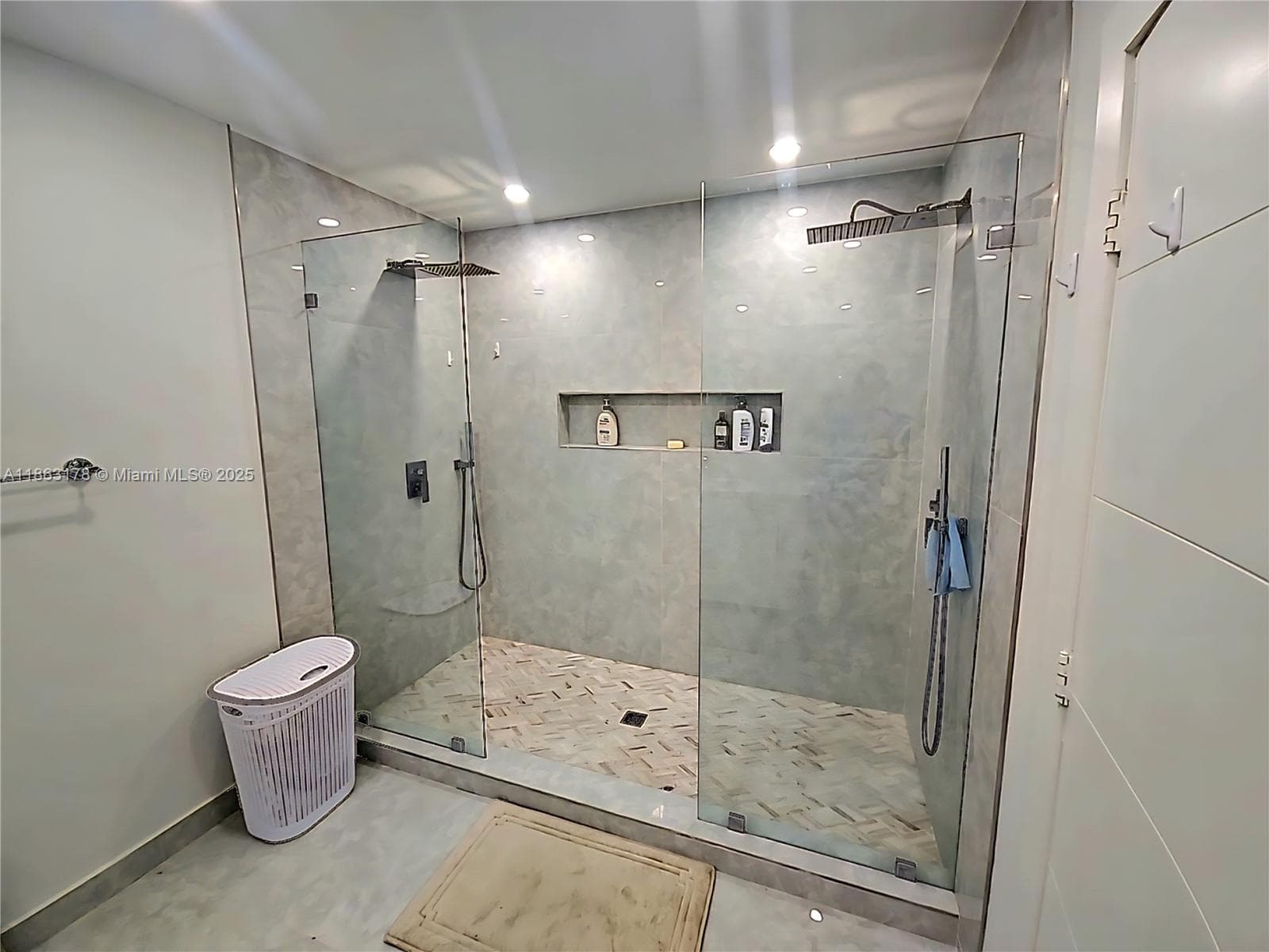 1430 53rd Ct photo 20