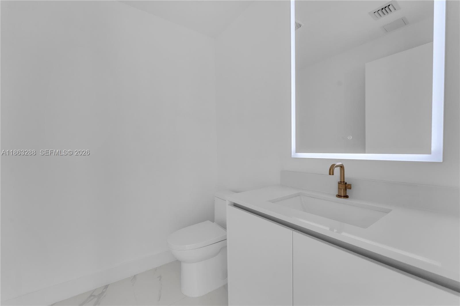 700 24th Street 1407 photo 20
