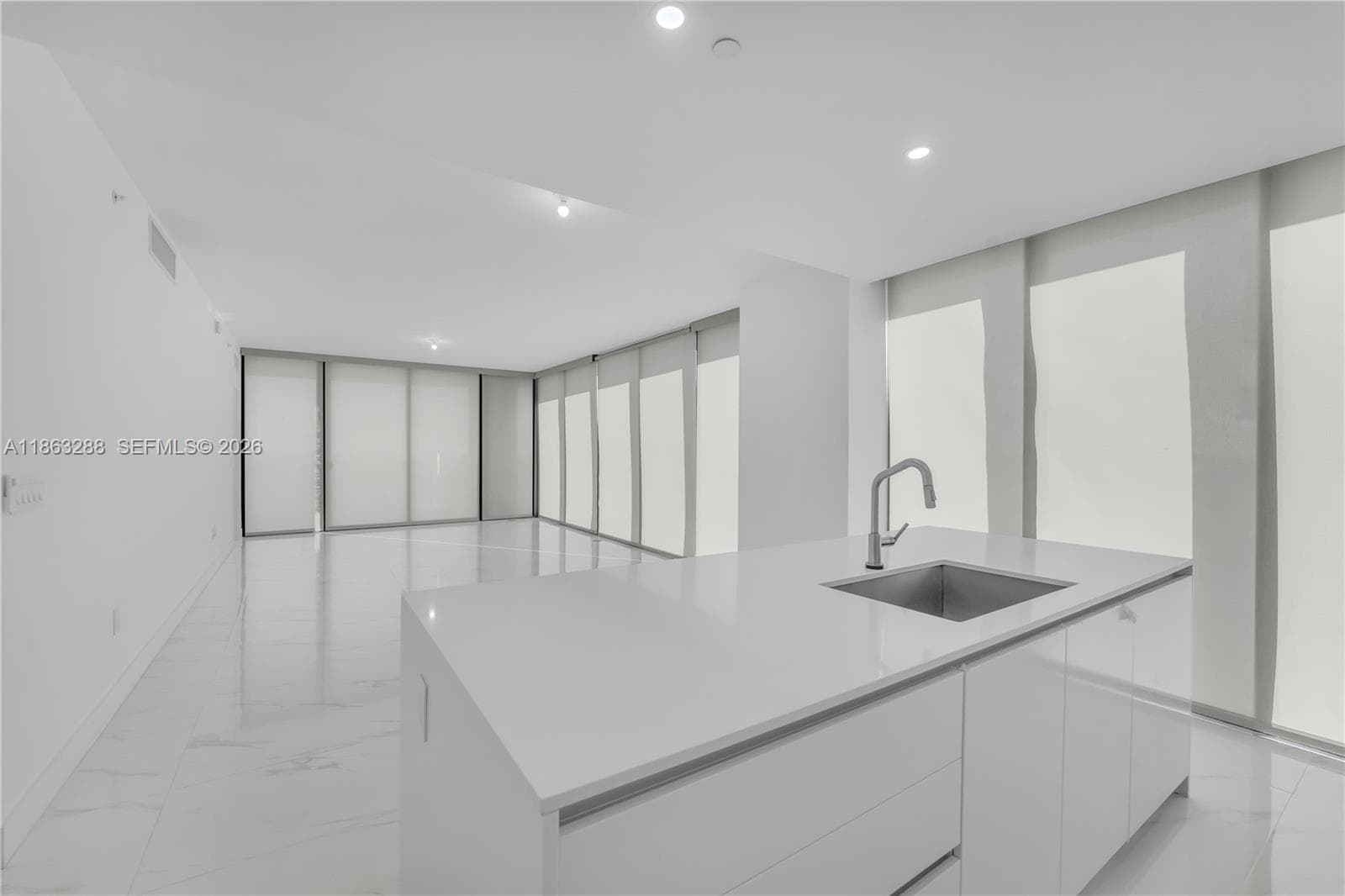 700 24th Street 1407 photo 21