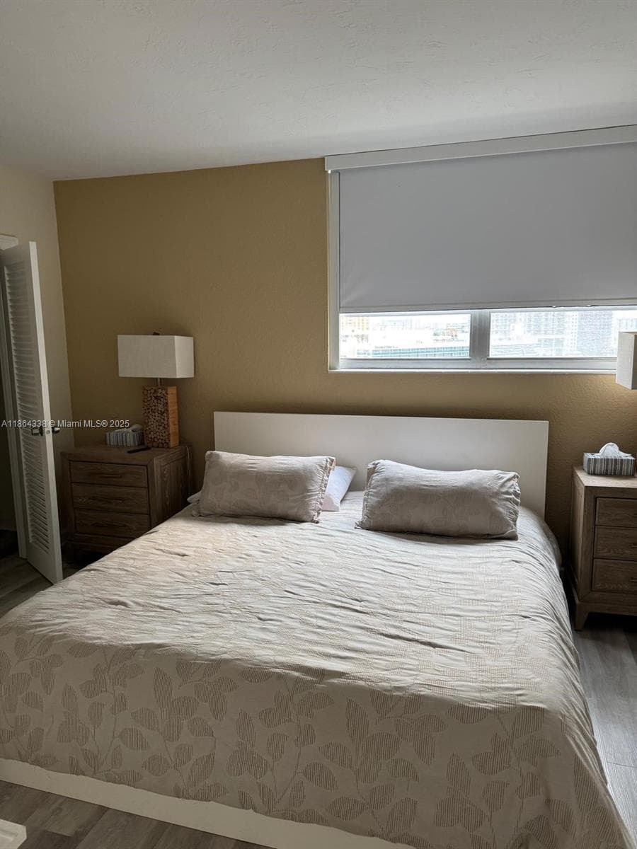 3801 Ocean Dr 14V photo 16