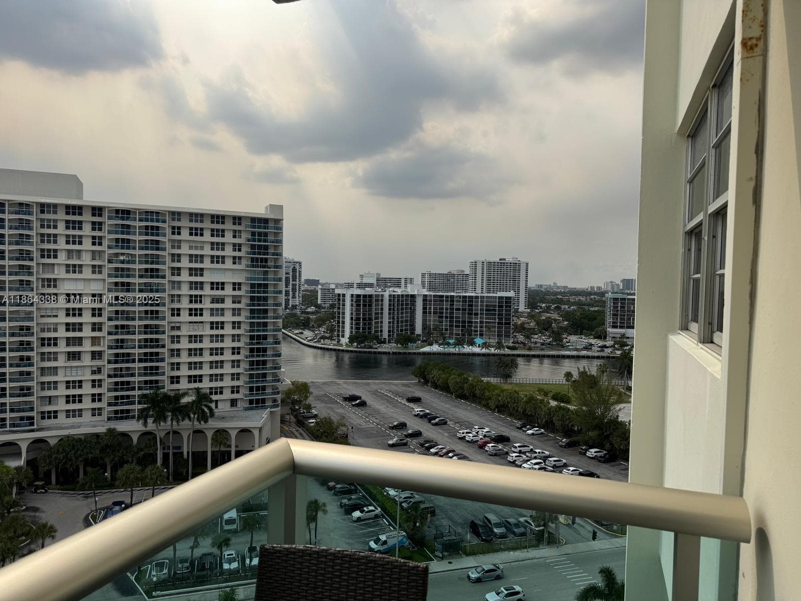 3801 Ocean Dr 14V photo 19