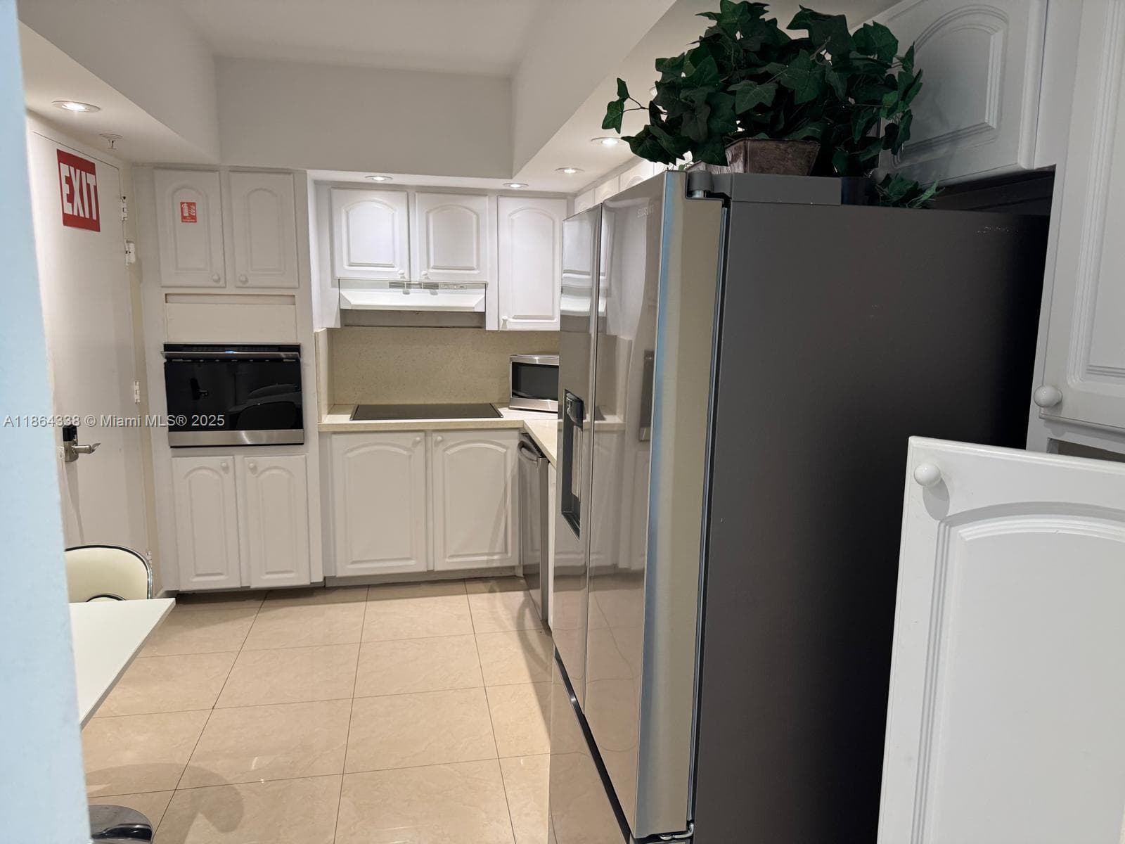 3801 Ocean Dr 14V photo 8