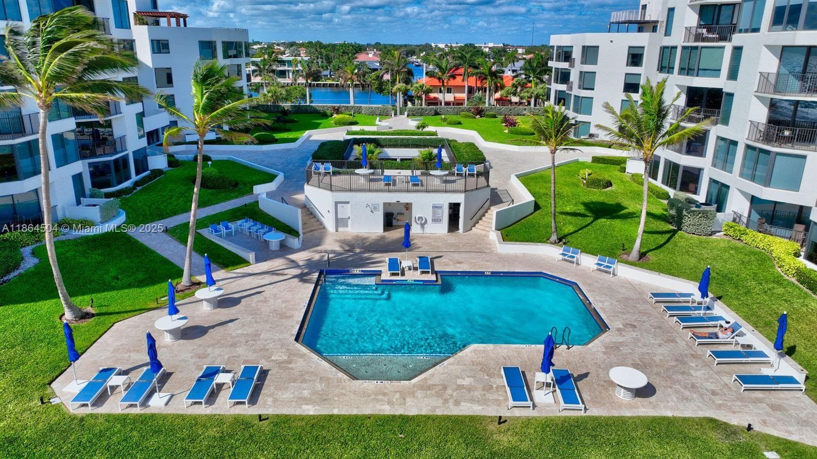 2575 Ocean Blvd 105S photo 6