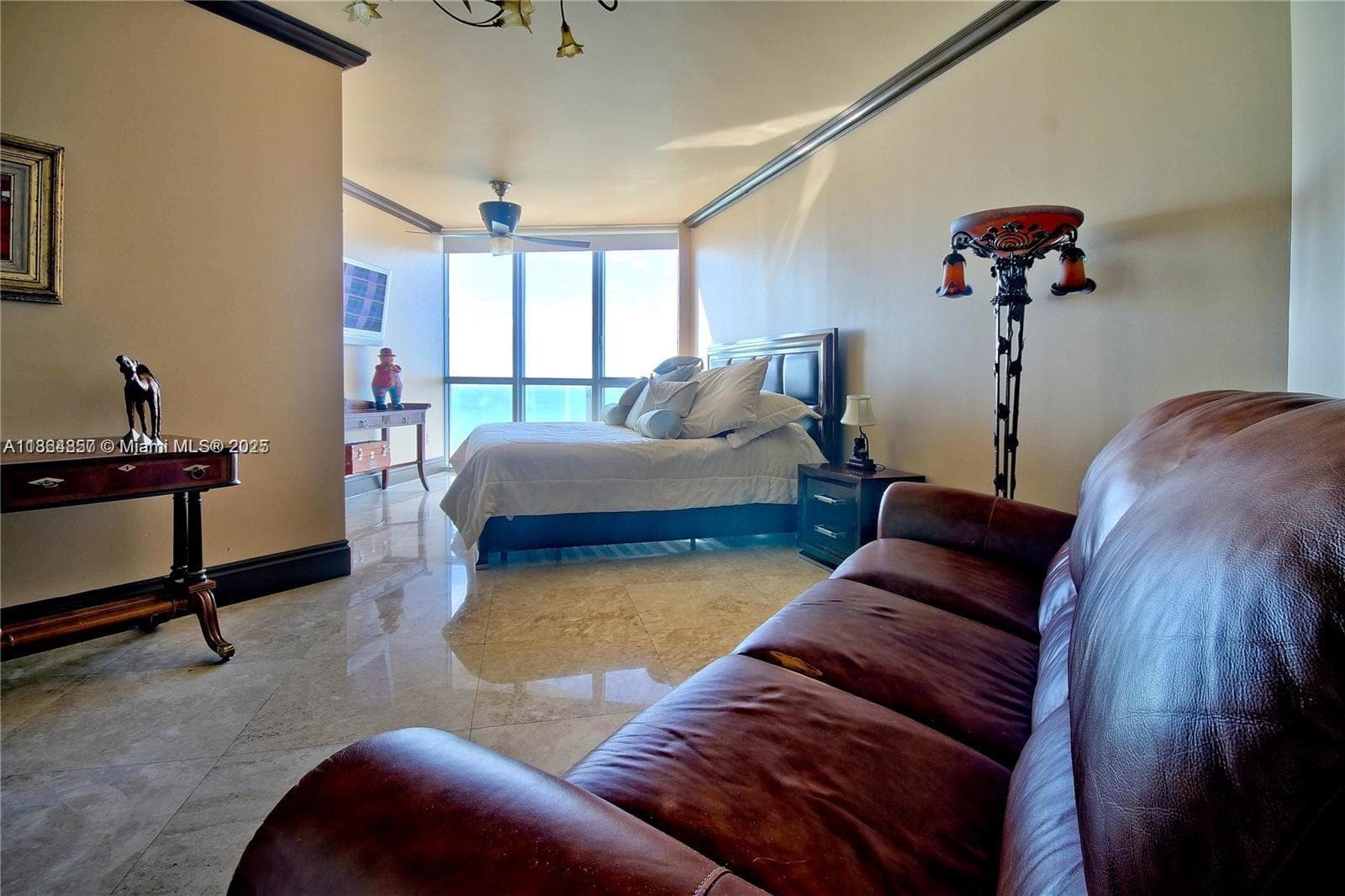 3101 Ocean Dr 2707 photo 23