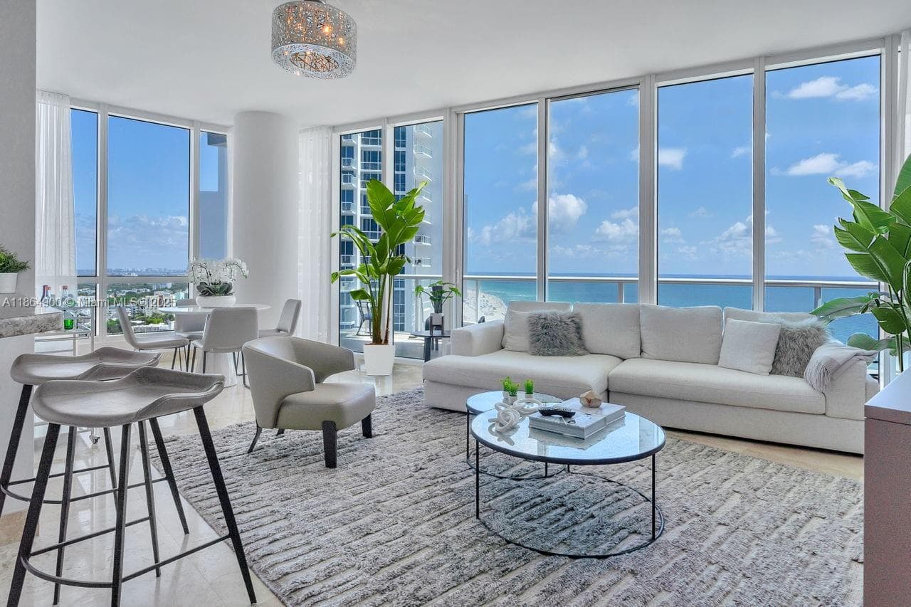 100 Pointe Dr 5