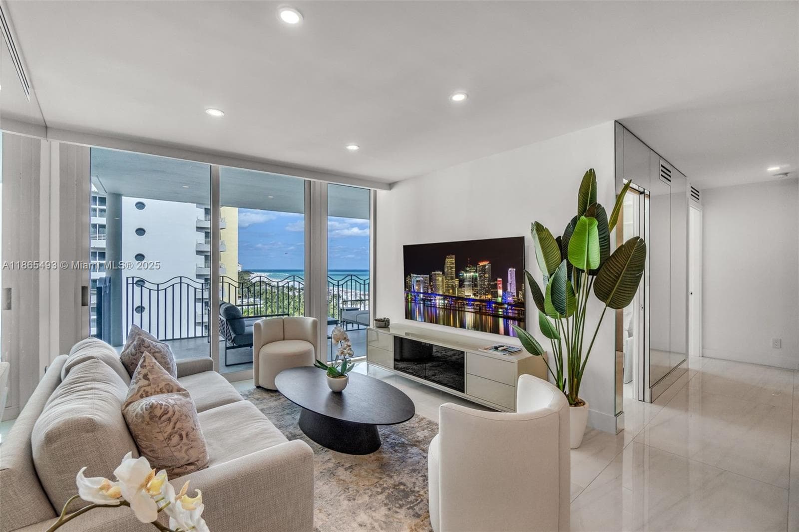1500 Ocean Drive 1003 photo 9