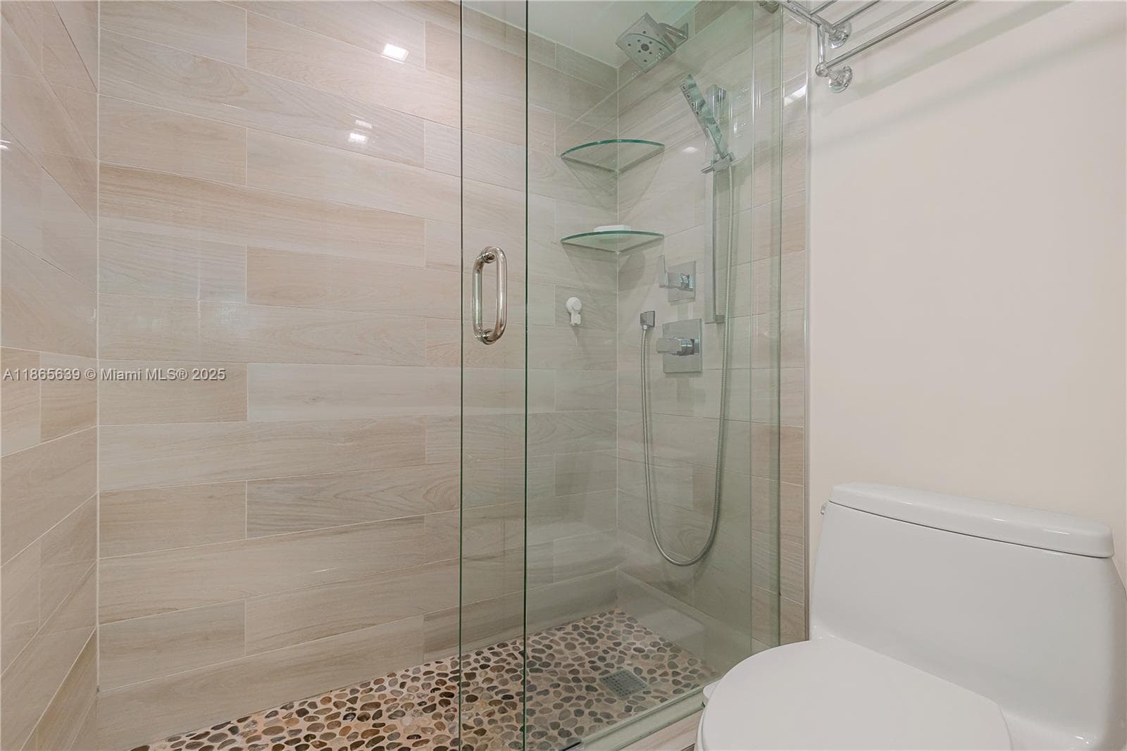 6917 Collins Ave 511 photo 23