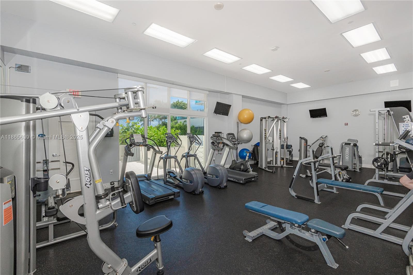 6917 Collins Ave 511 photo 24