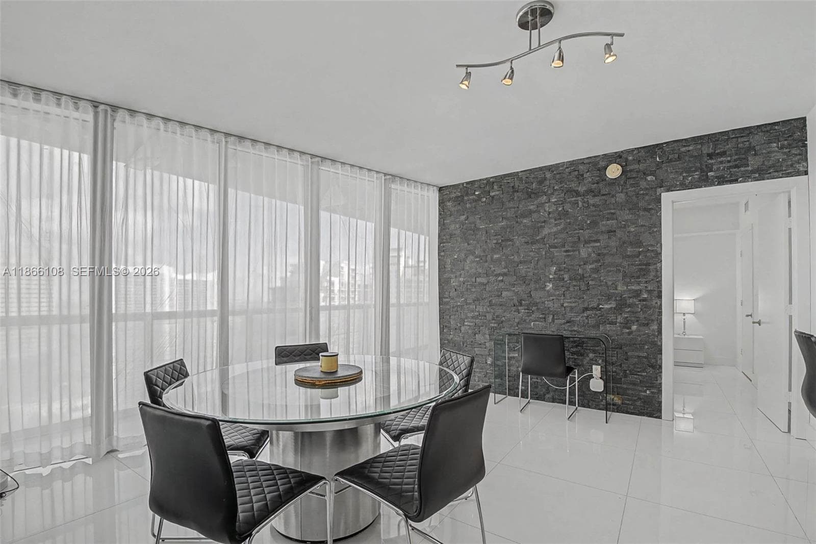 495 Brickell Ave 3504 photo 23