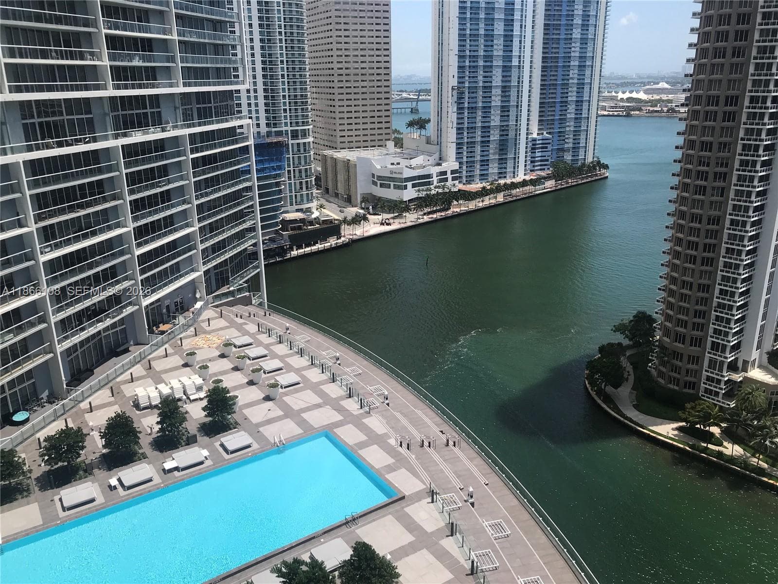 495 Brickell Ave 3504 photo 14