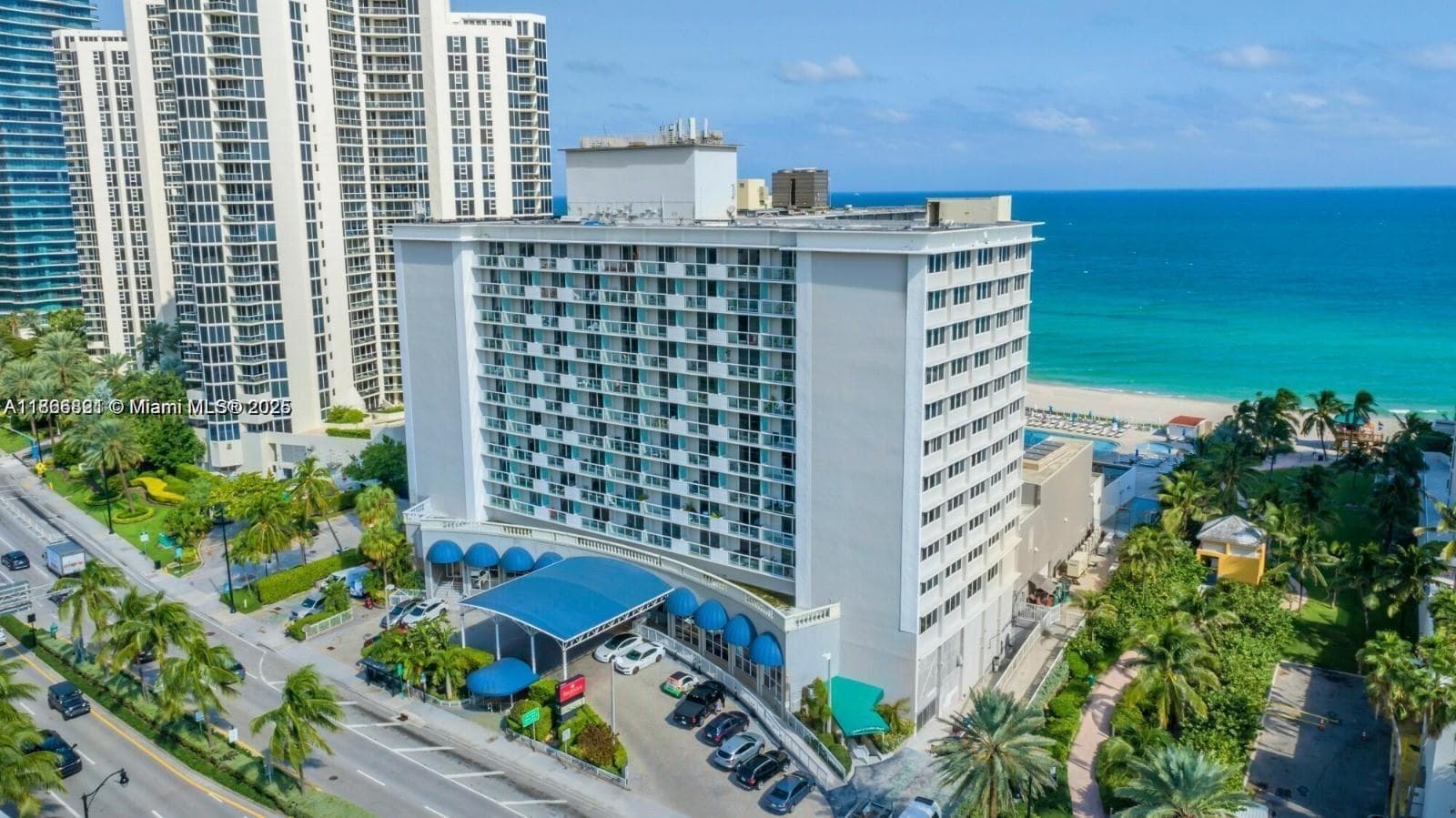 19201 Collins Ave 1108 photo 1