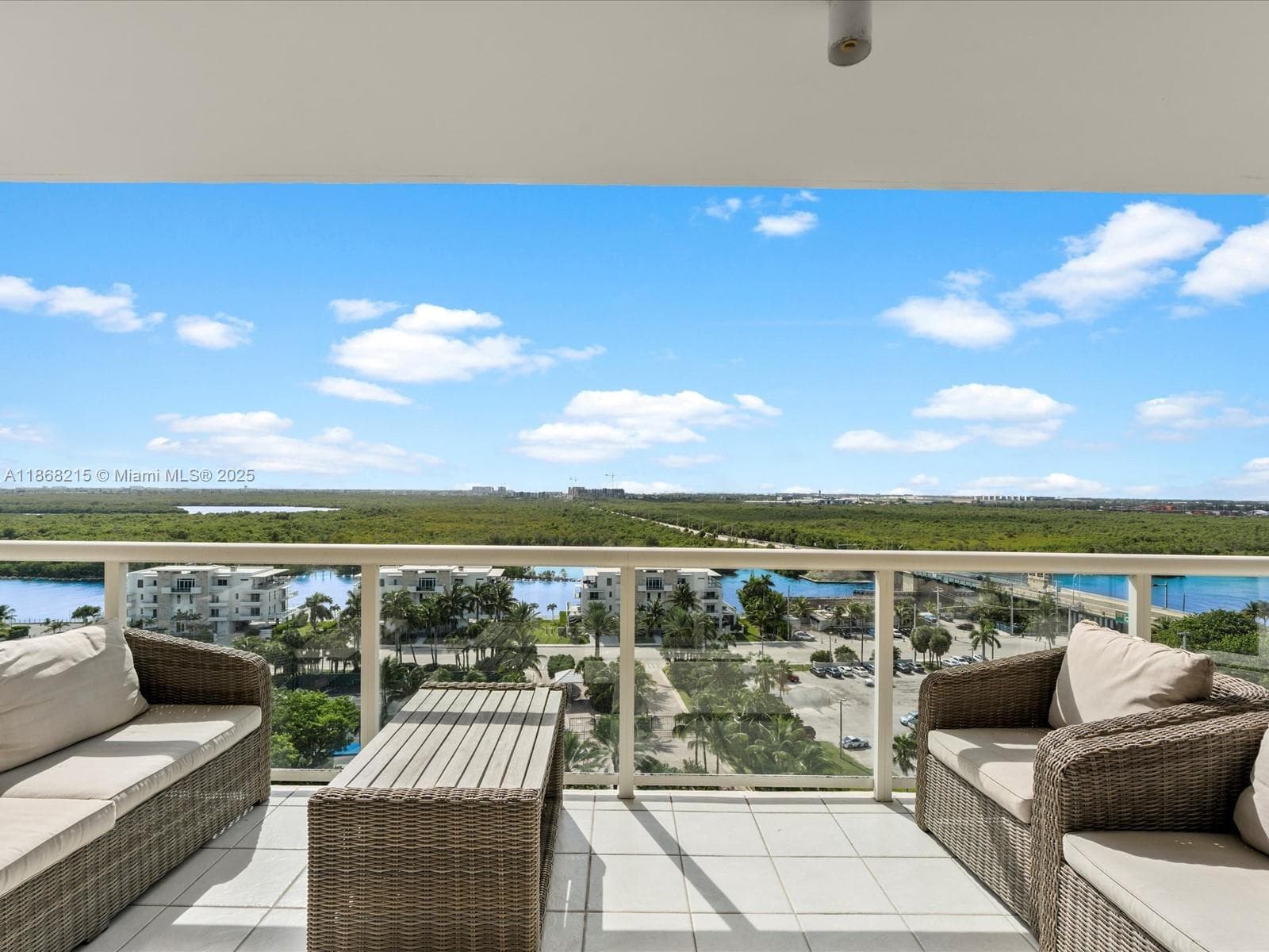 6001 Ocean Dr 1203 photo 22